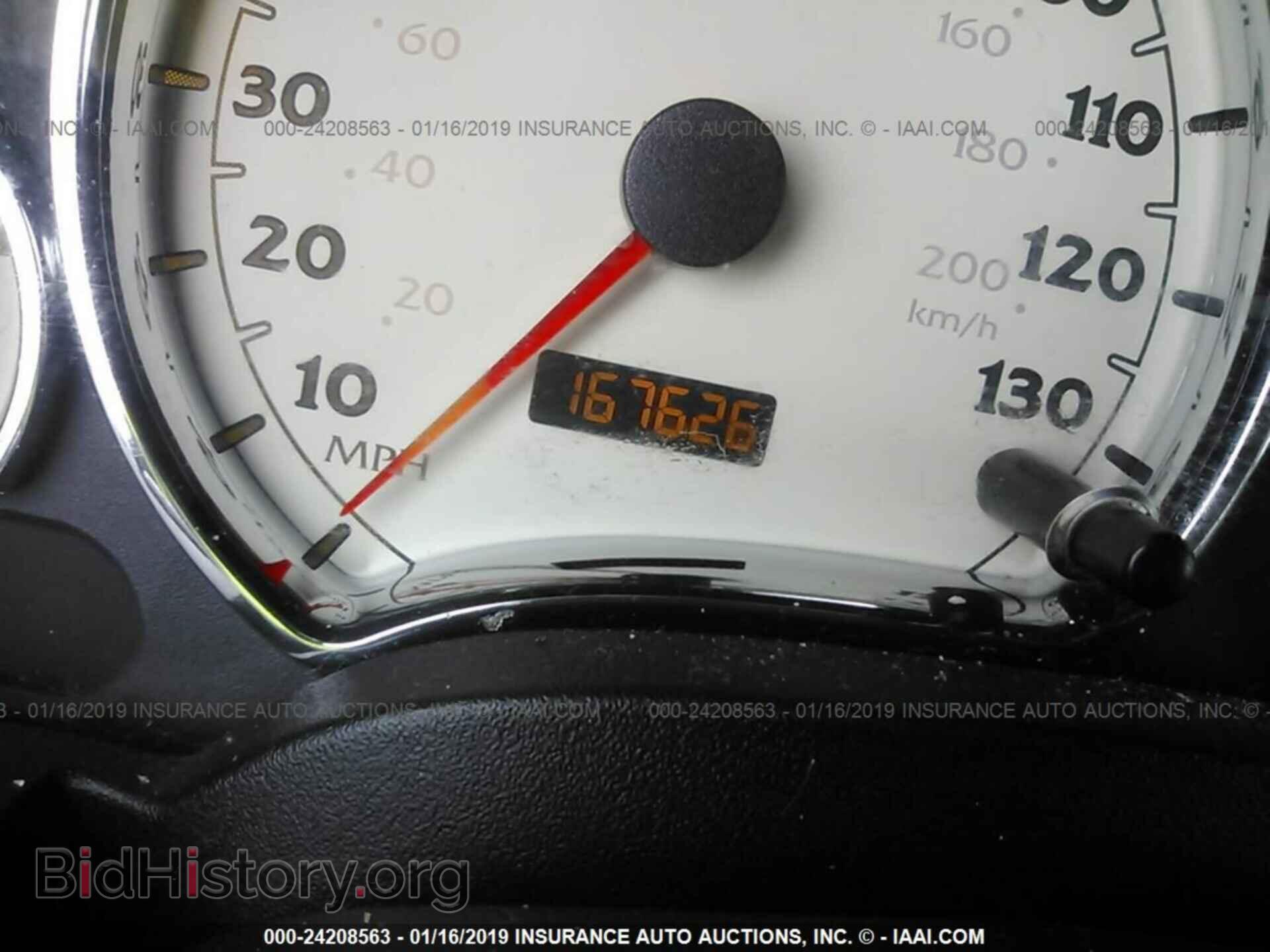 2007 SATURN VUE - VIN: 5GZCZ33D97S815524 - Photo 7