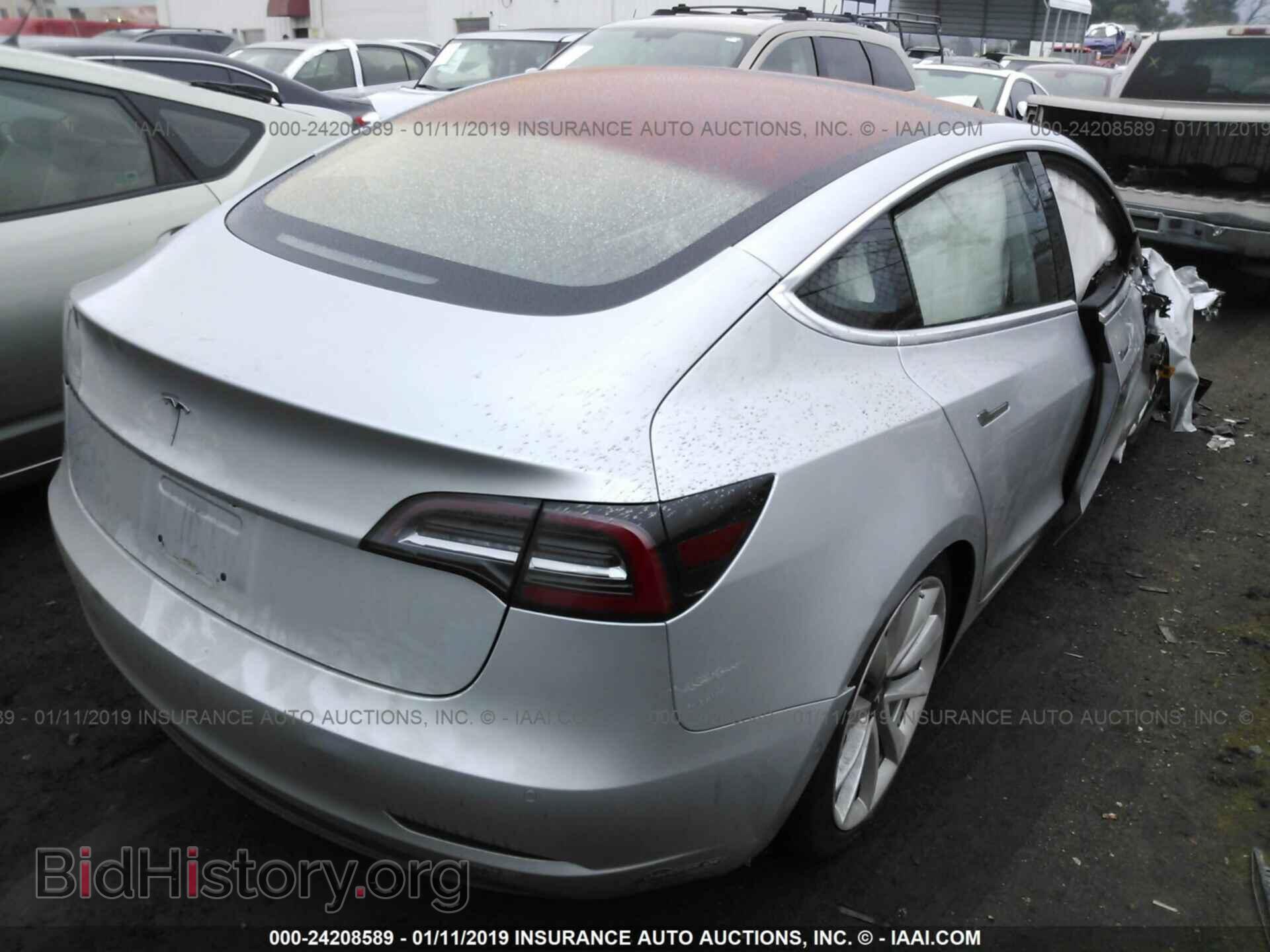 2018 TESLA MODEL 3 - VIN: 5YJ3E1EA9JF011006 - Photo 4