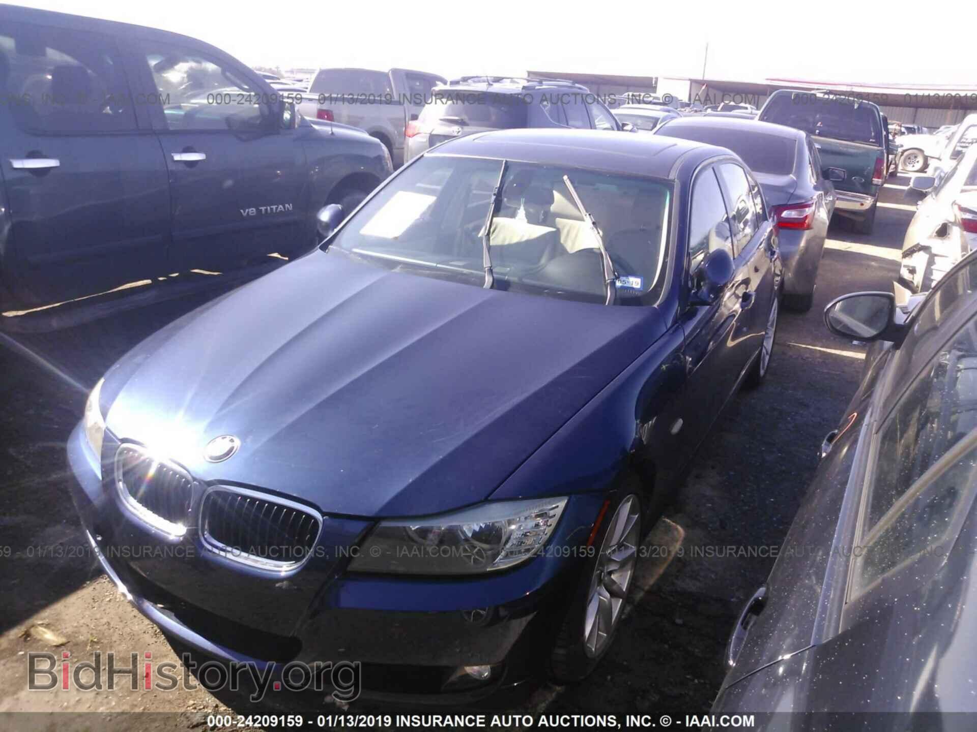 2011 BMW 328 - VIN: WBAPH7C55BE677233 - Фото 2