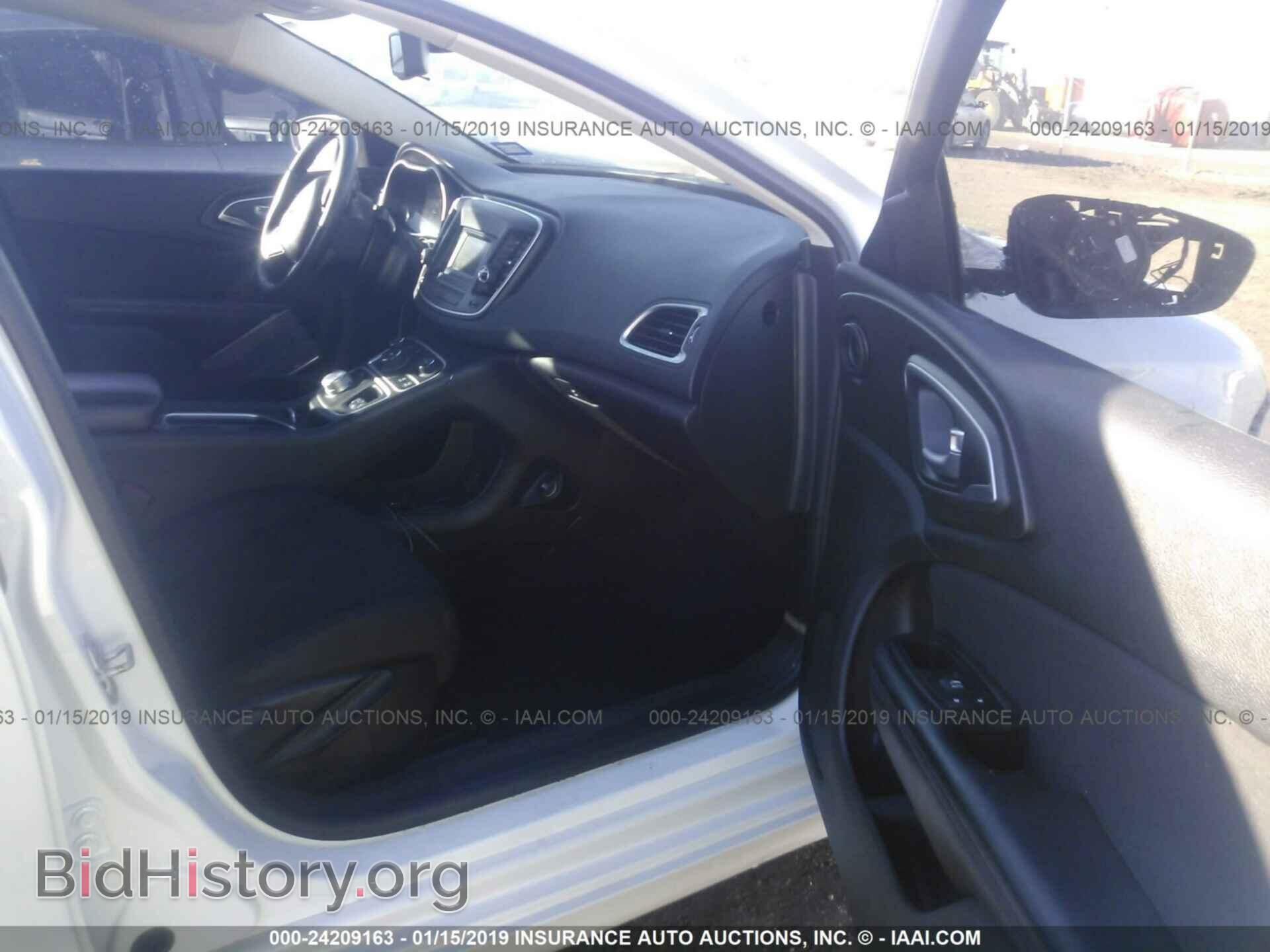 2015 CHRYSLER 200 - VIN: 1C3CCCAB7FN602979 - Photo 5