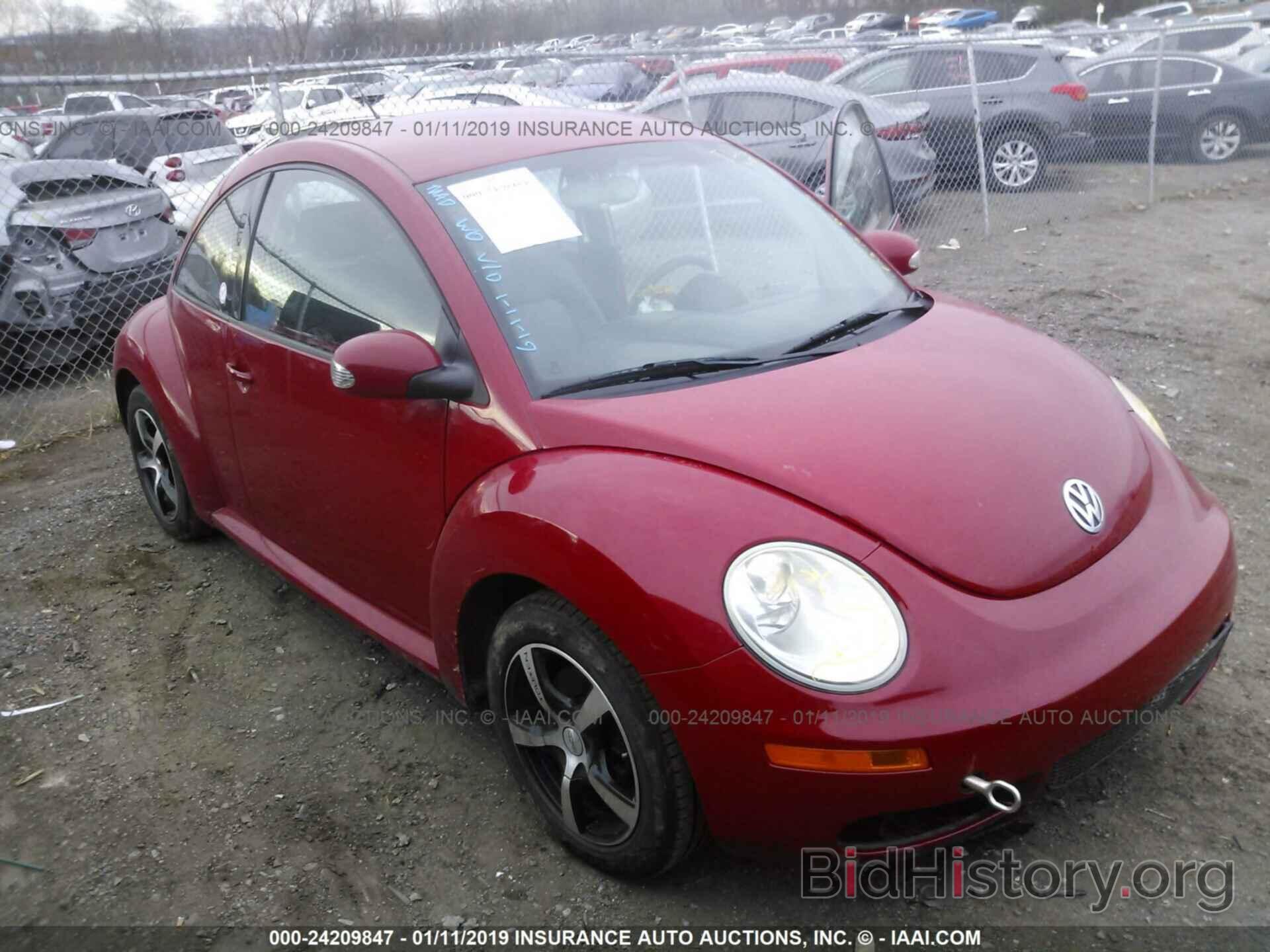 Photo 3VWPW3AG6AM010621 - VOLKSWAGEN NEW BEETLE 2010