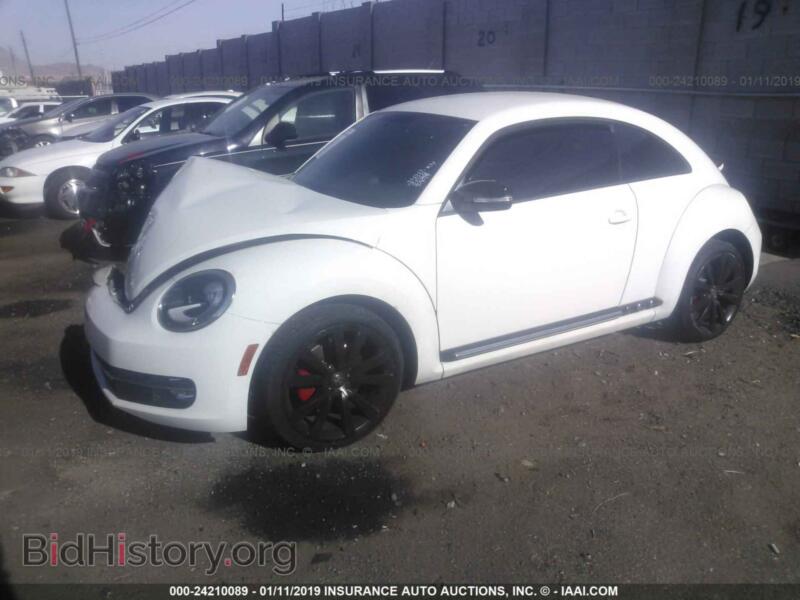 2012 Volkswagen BEETLE (VIN 3VWVA7AT0CM643998) — фото 2 из 10
