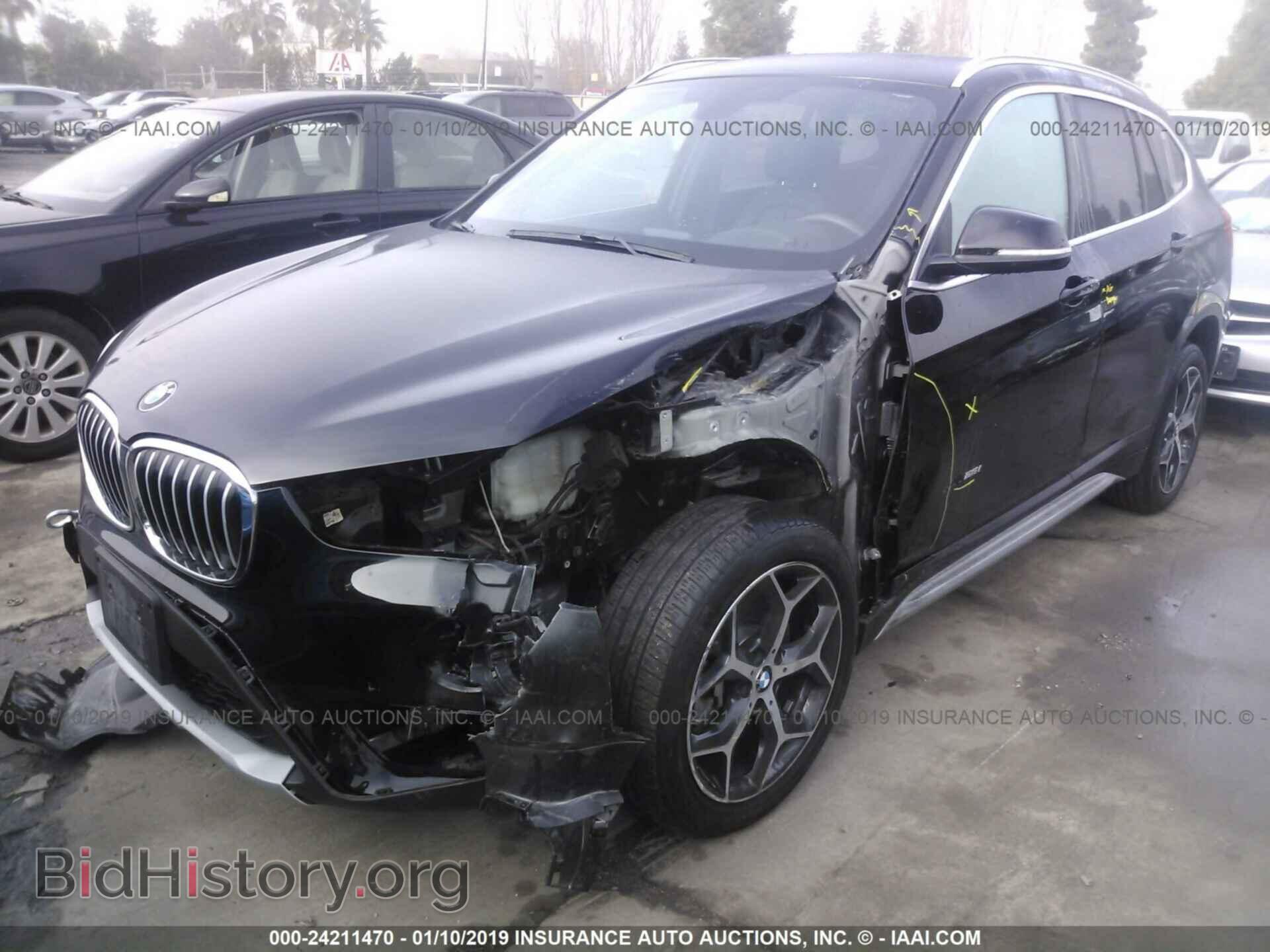 2017 BMW X1 - VIN: WBXHT3C3XH5F69105 - Фото 2