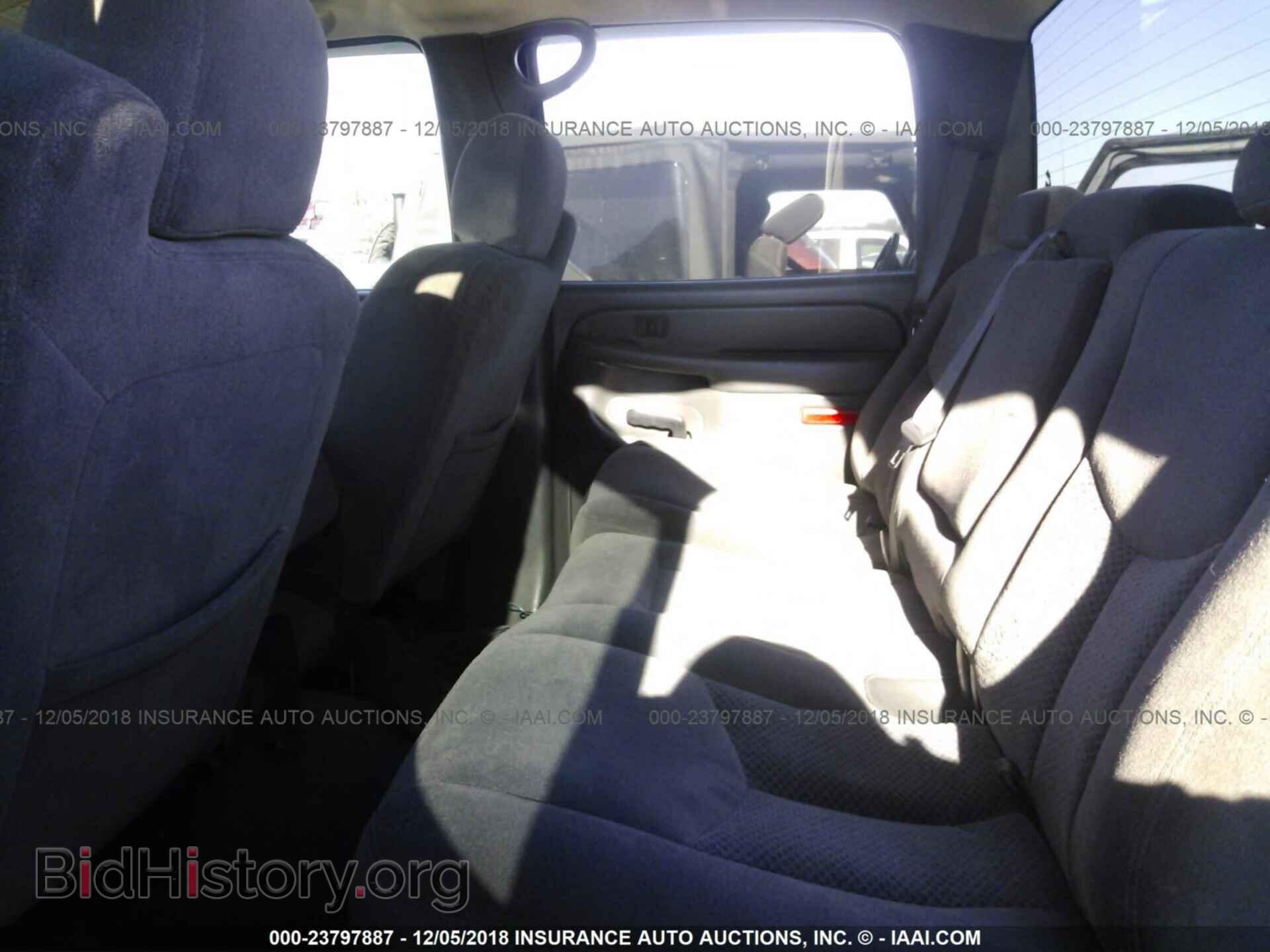 2007 CHEVROLET SILVERADO - VIN: 1GCHK23D87F130526 - Фото 8