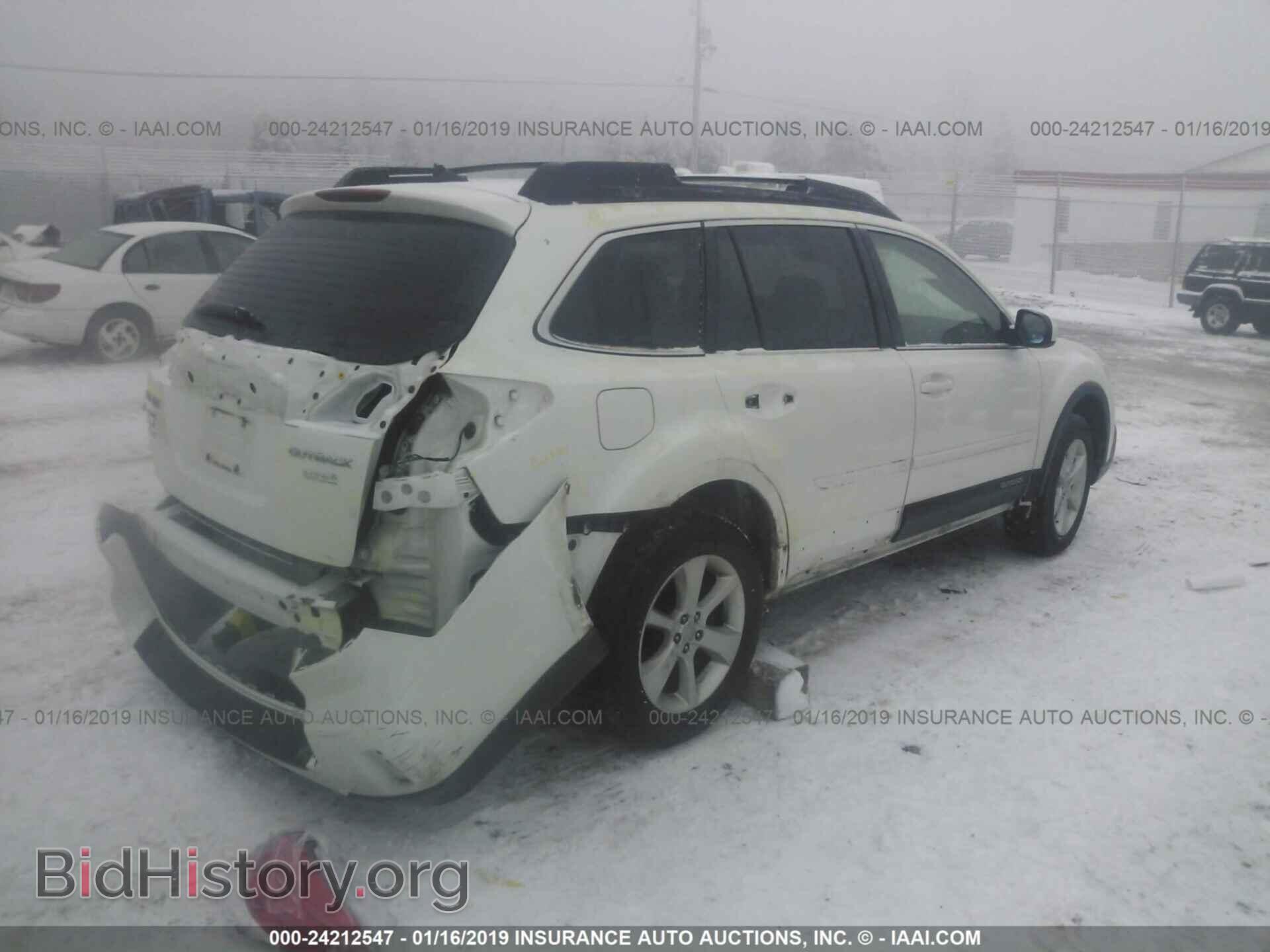 2014 SUBARU OUTBACK - VIN: 4S4BRBDC0E3296458 - Photo 4