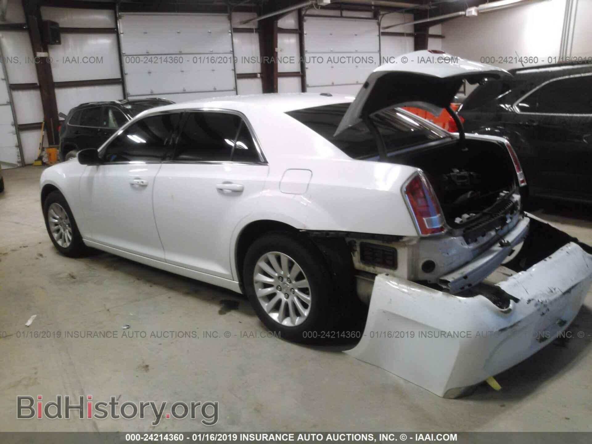 2014 CHRYSLER 300 - VIN: 2C3CCAAG1EH355269 - Фото 3