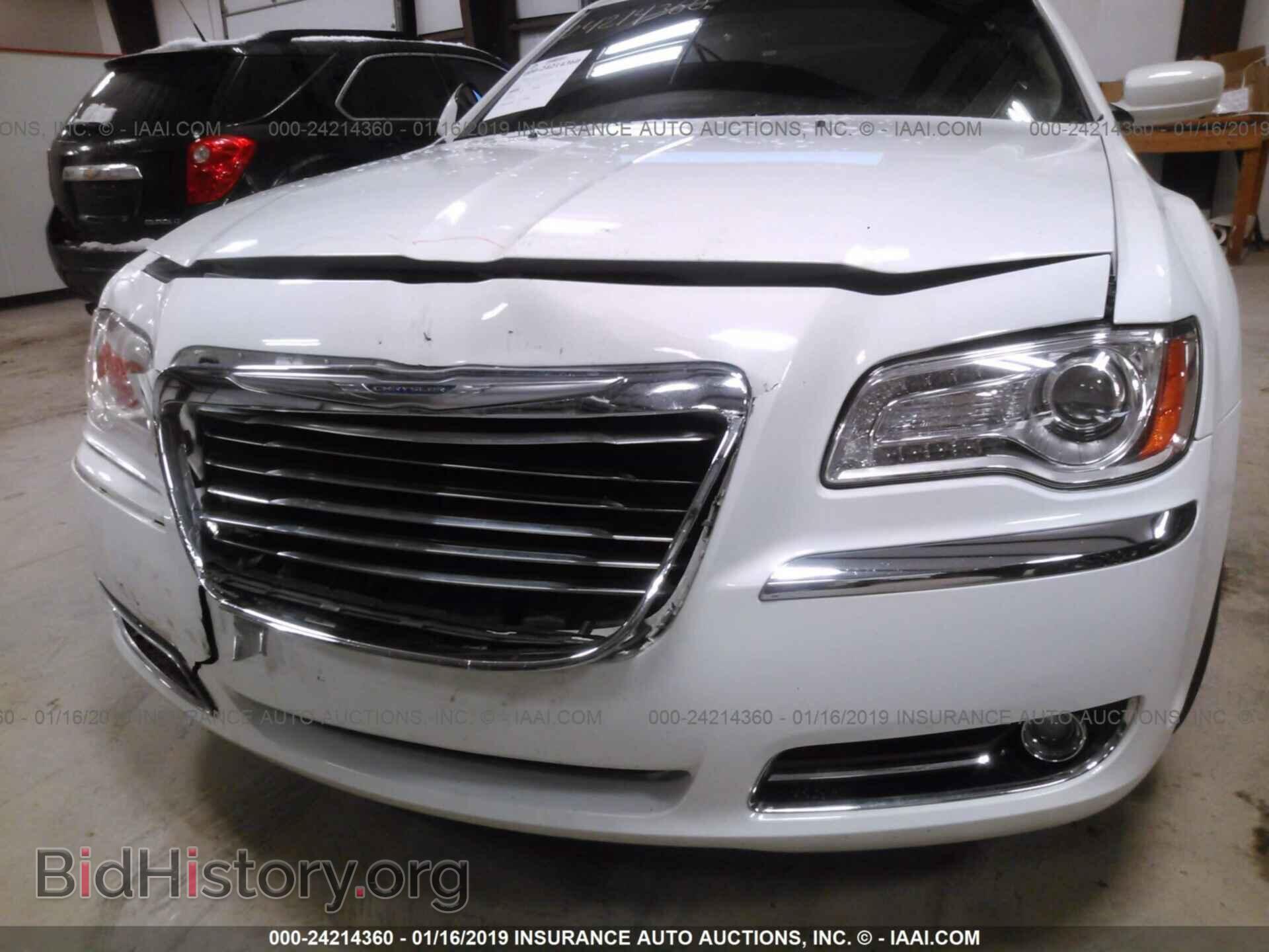 2014 CHRYSLER 300 - VIN: 2C3CCAAG1EH355269 - Фото 6