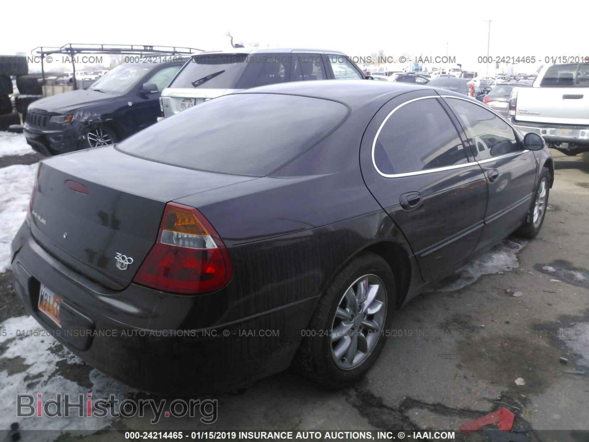 2004 CHRYSLER 300M - VIN: 2C3AE66G94H614886 - Photo 4