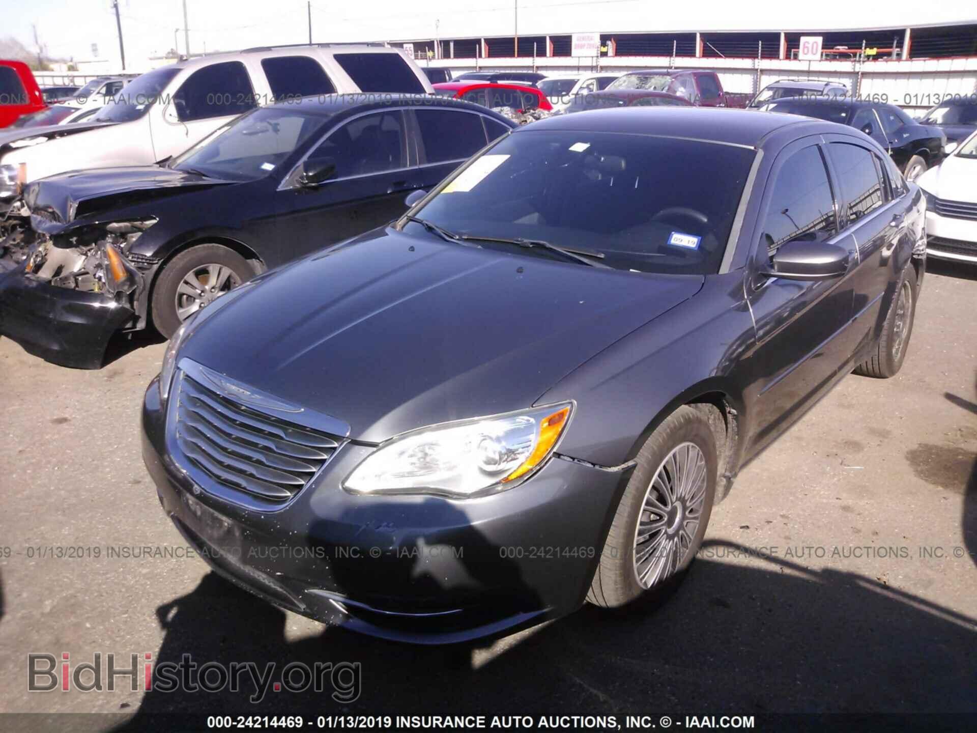 2013 CHRYSLER 200 - VIN: 1C3CCBAB2DN604758 - Photo 2