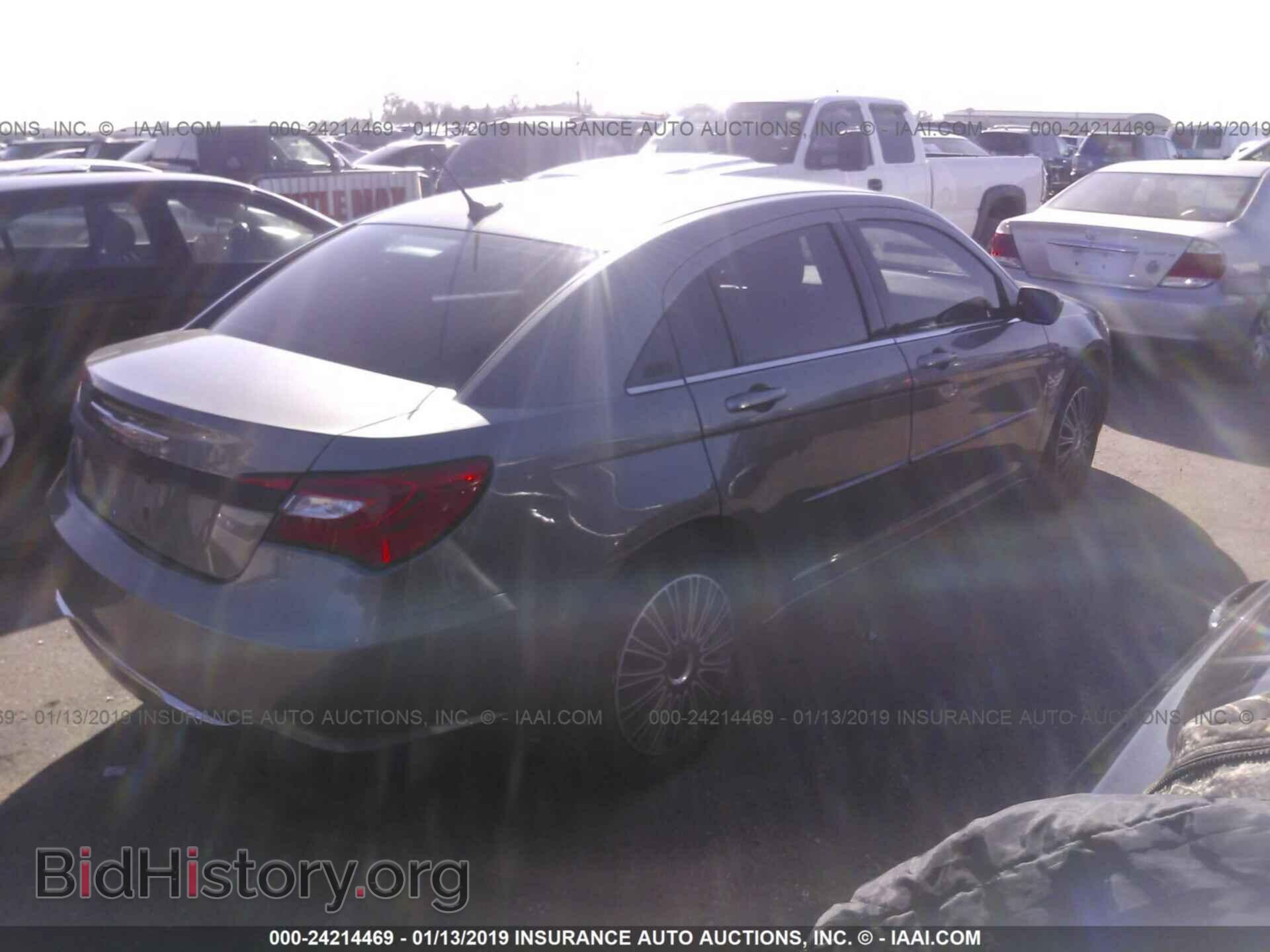 2013 CHRYSLER 200 - VIN: 1C3CCBAB2DN604758 - Photo 4