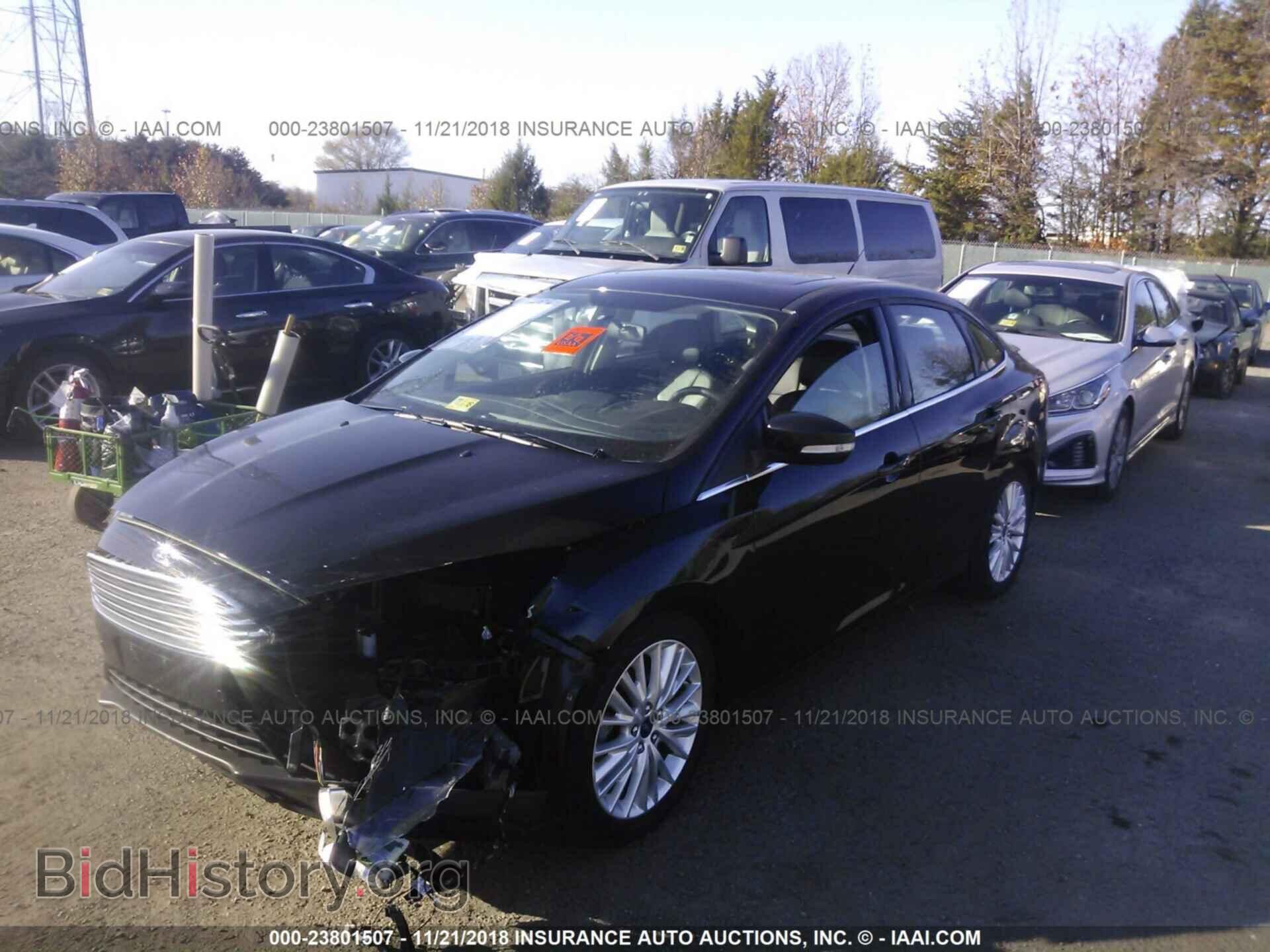 2016 FORD FOCUS - VIN: 1FADP3J26GL223785 - Фото 2