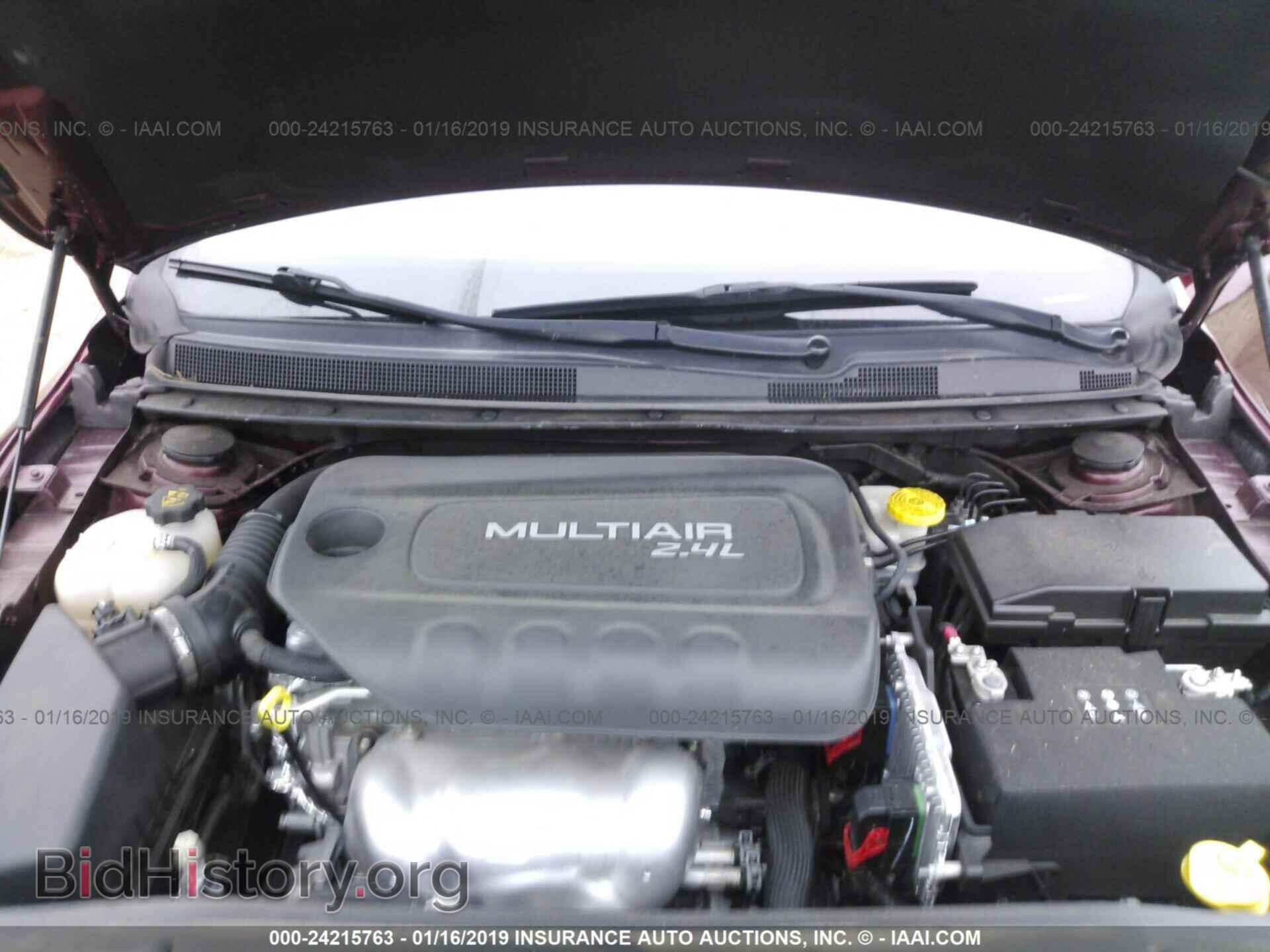 2016 CHRYSLER 200 - VIN: 1C3CCCAB8GN138540 - Фото 10