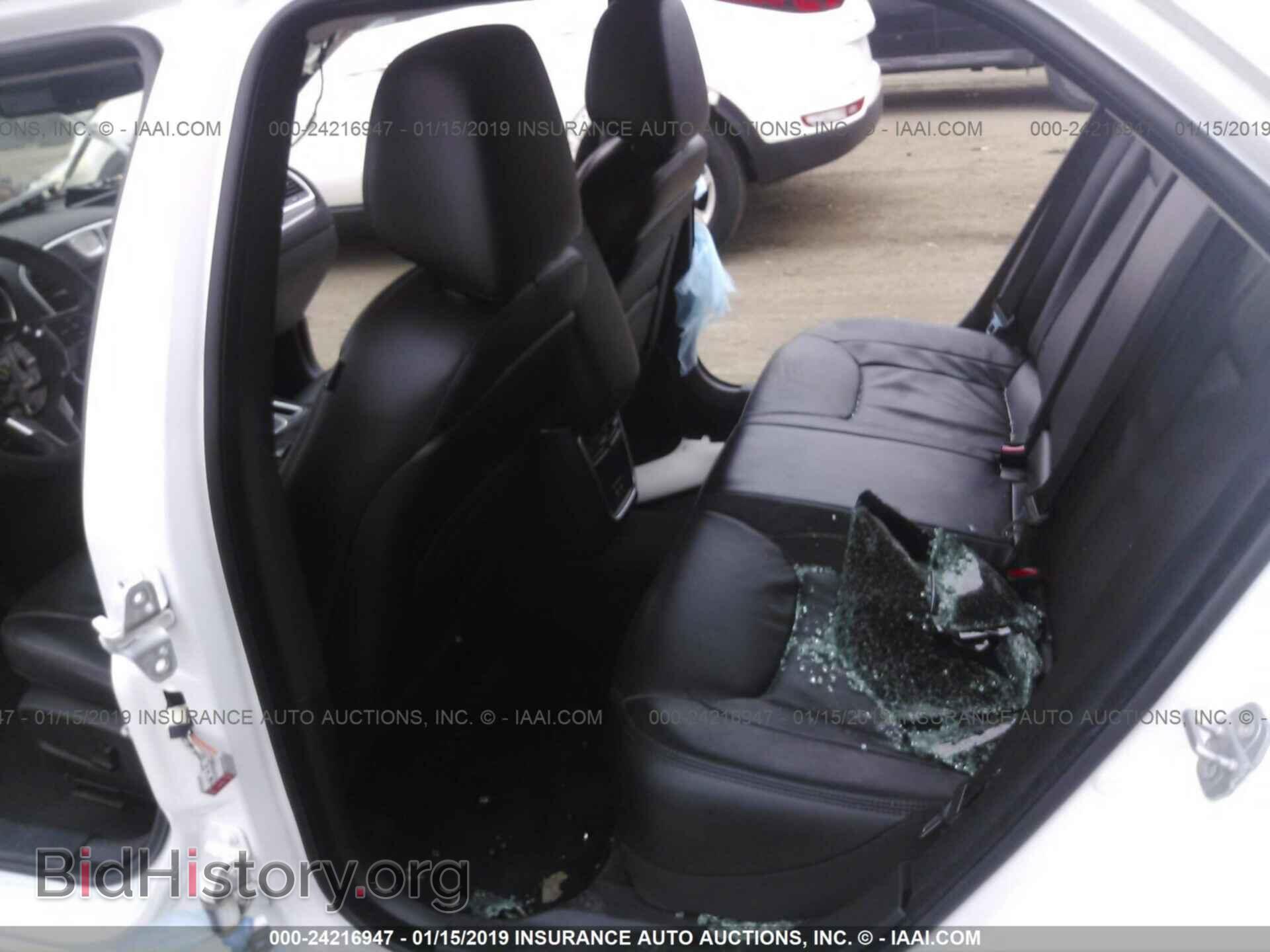 2016 CHRYSLER 300 - VIN: 2C3CCAAG3GH106300 - Фото 8