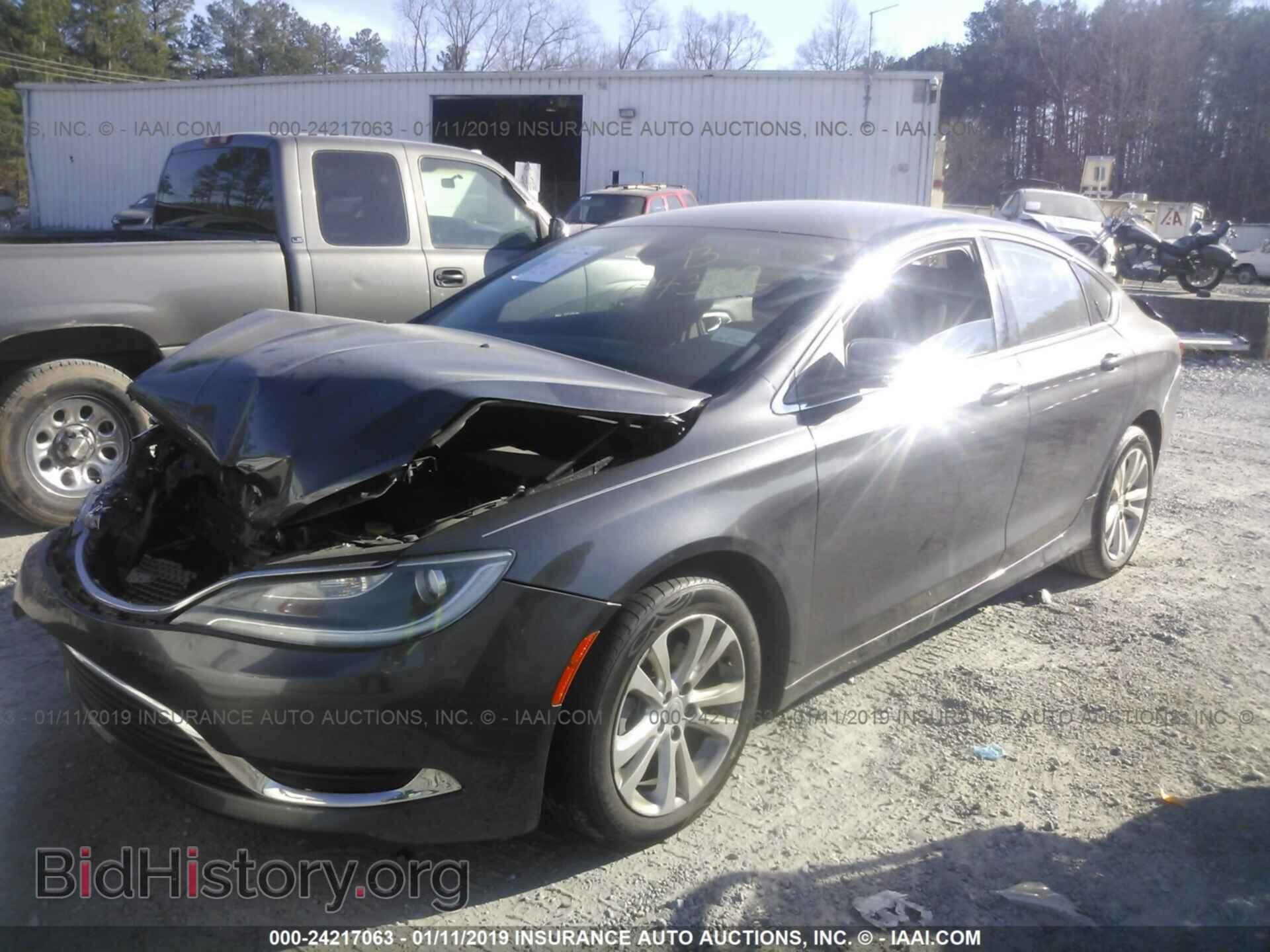 2015 CHRYSLER 200 - VIN: 1C3CCCAB1FN604372 - Photo 2