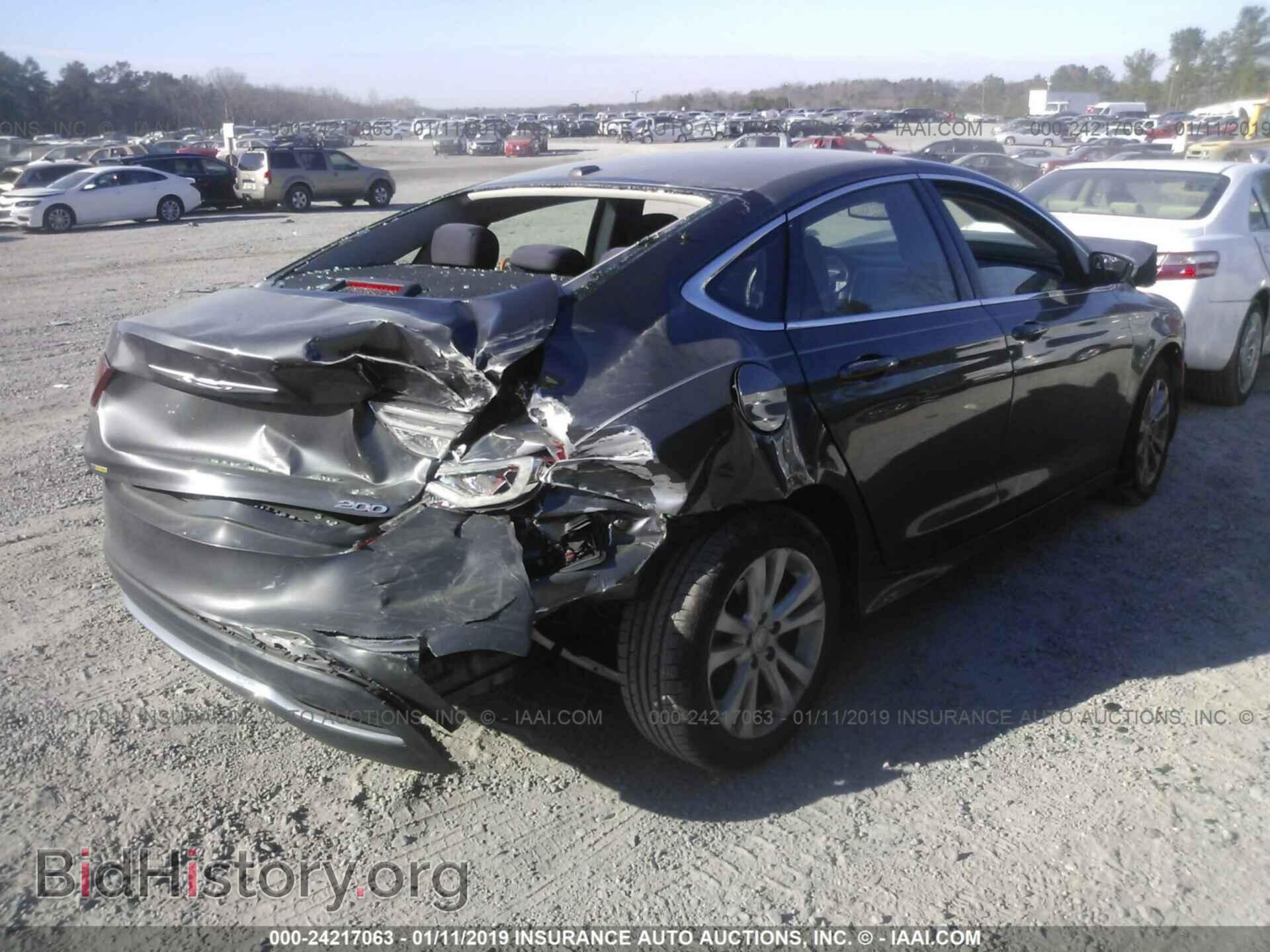 2015 CHRYSLER 200 - VIN: 1C3CCCAB1FN604372 - Photo 4