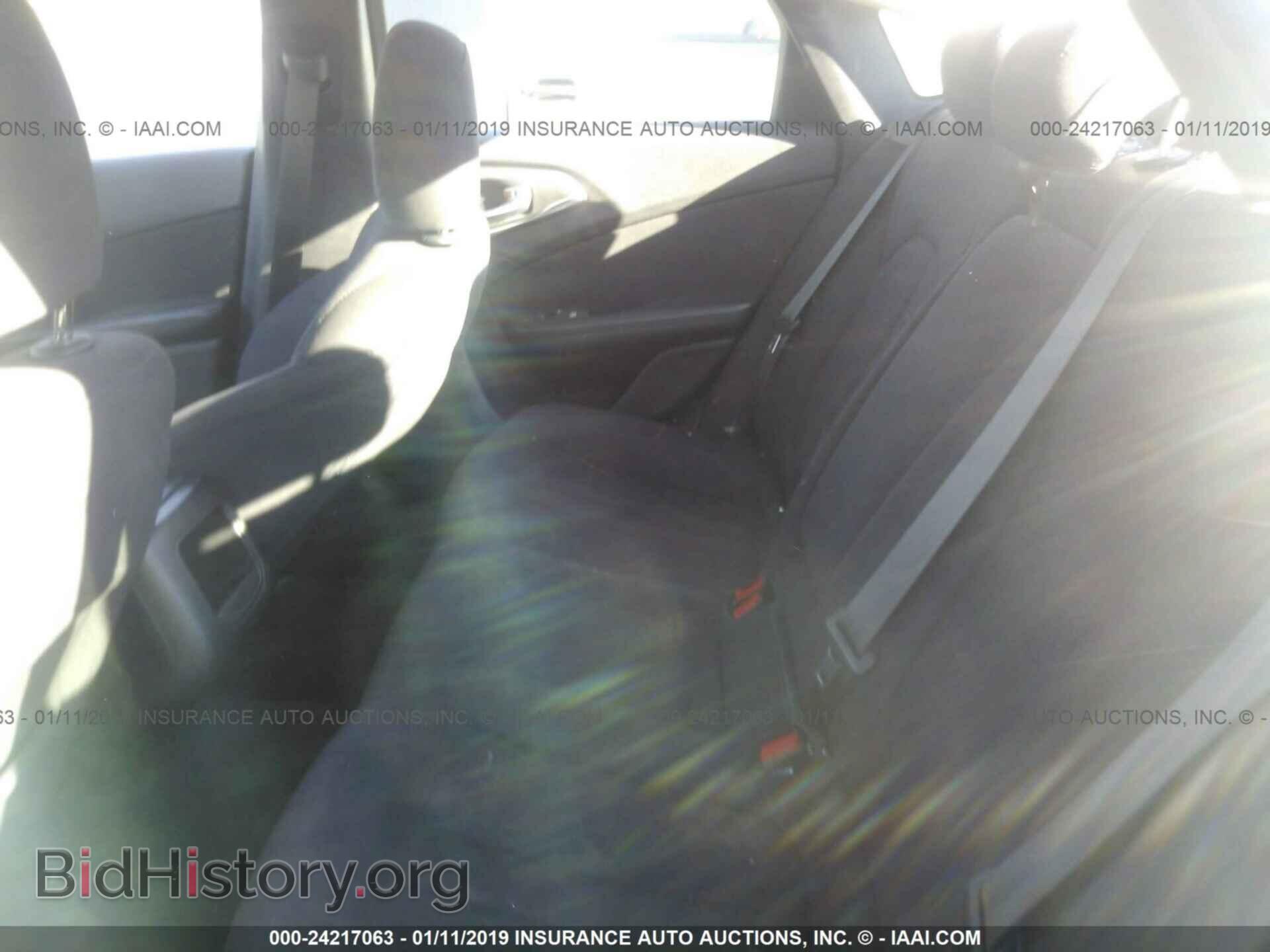 2015 CHRYSLER 200 - VIN: 1C3CCCAB1FN604372 - Photo 8