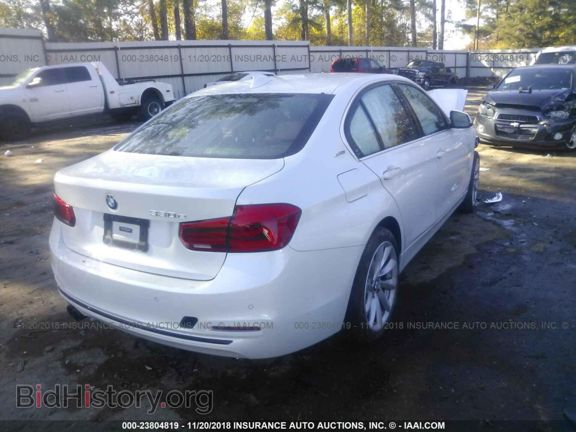 2017 BMW 330E - VIN: WBA8E1C39HA029869 - Фото 4
