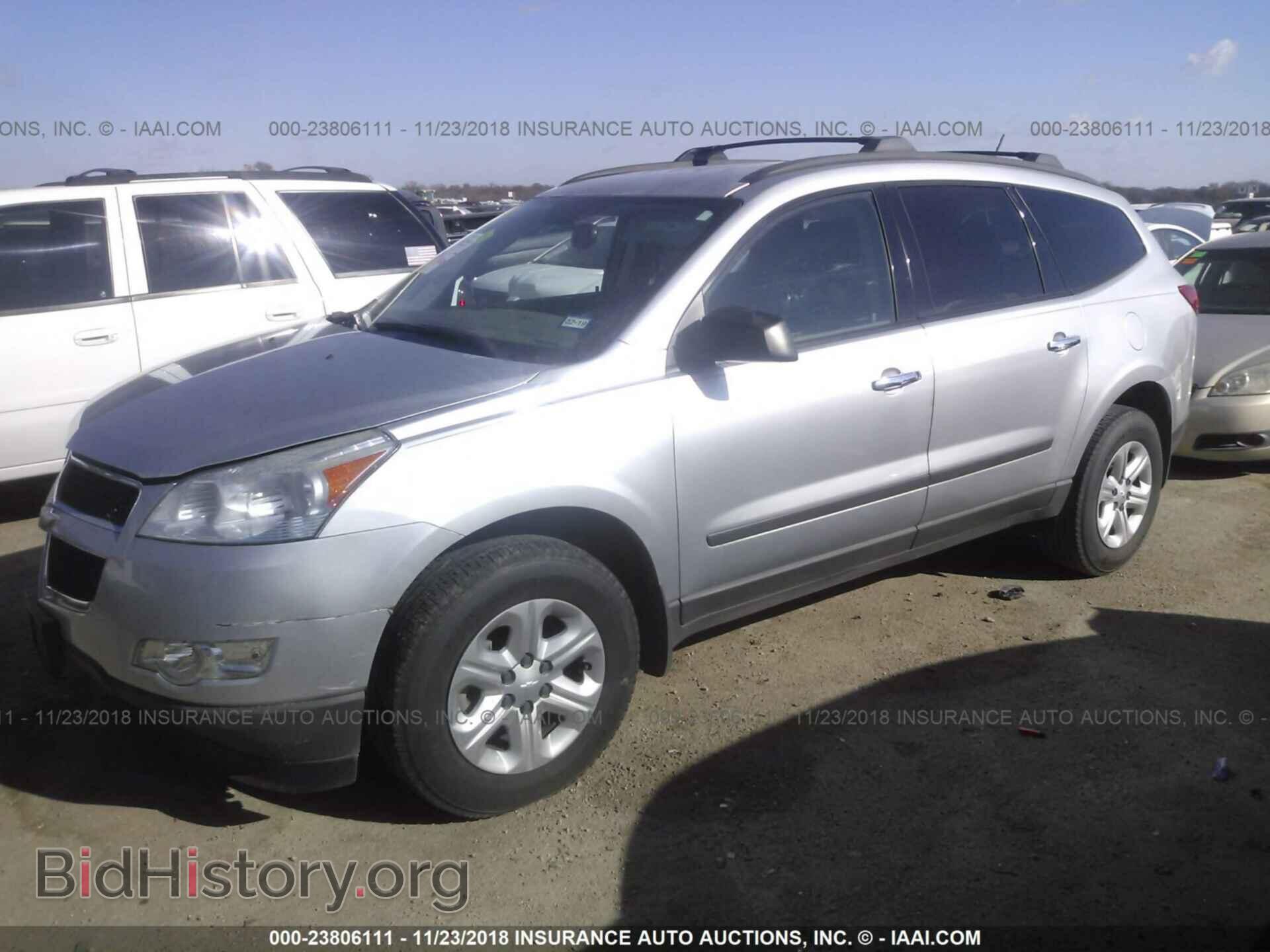2012 CHEVROLET TRAVERSE - VIN: 1GNKRFED7CJ232971 - Фото 2