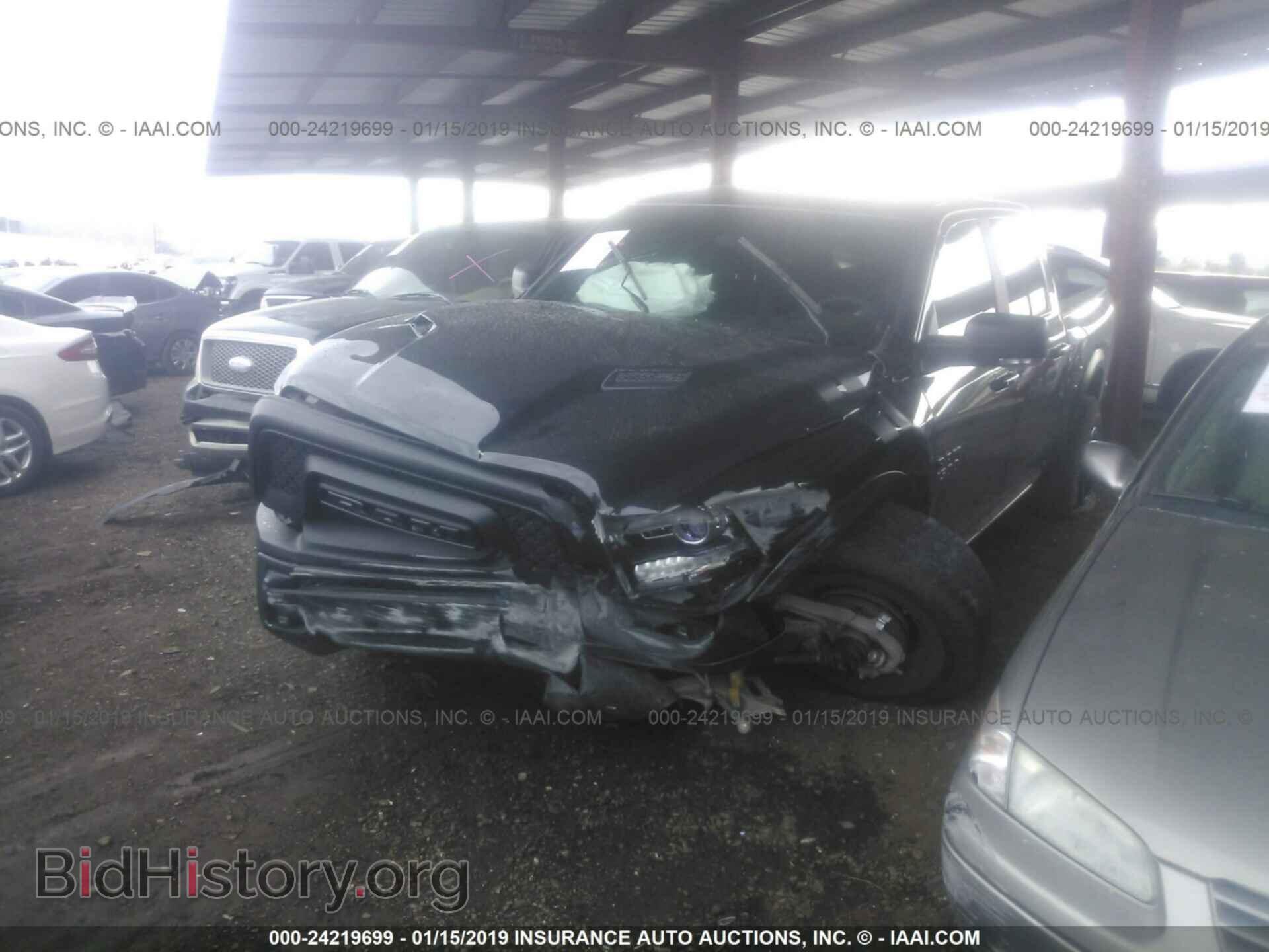 2017 RAM 1500 - VIN: 1C6RR7YT6HS831479 - Photo 2