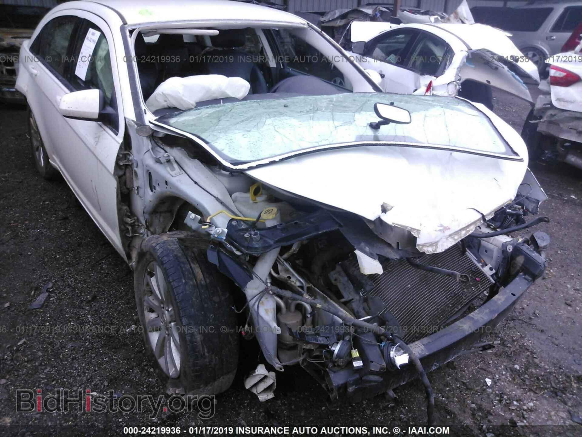 2010 CHRYSLER SEBRING - VIN: 1C3CC5FB1AN223389 - Фото 6