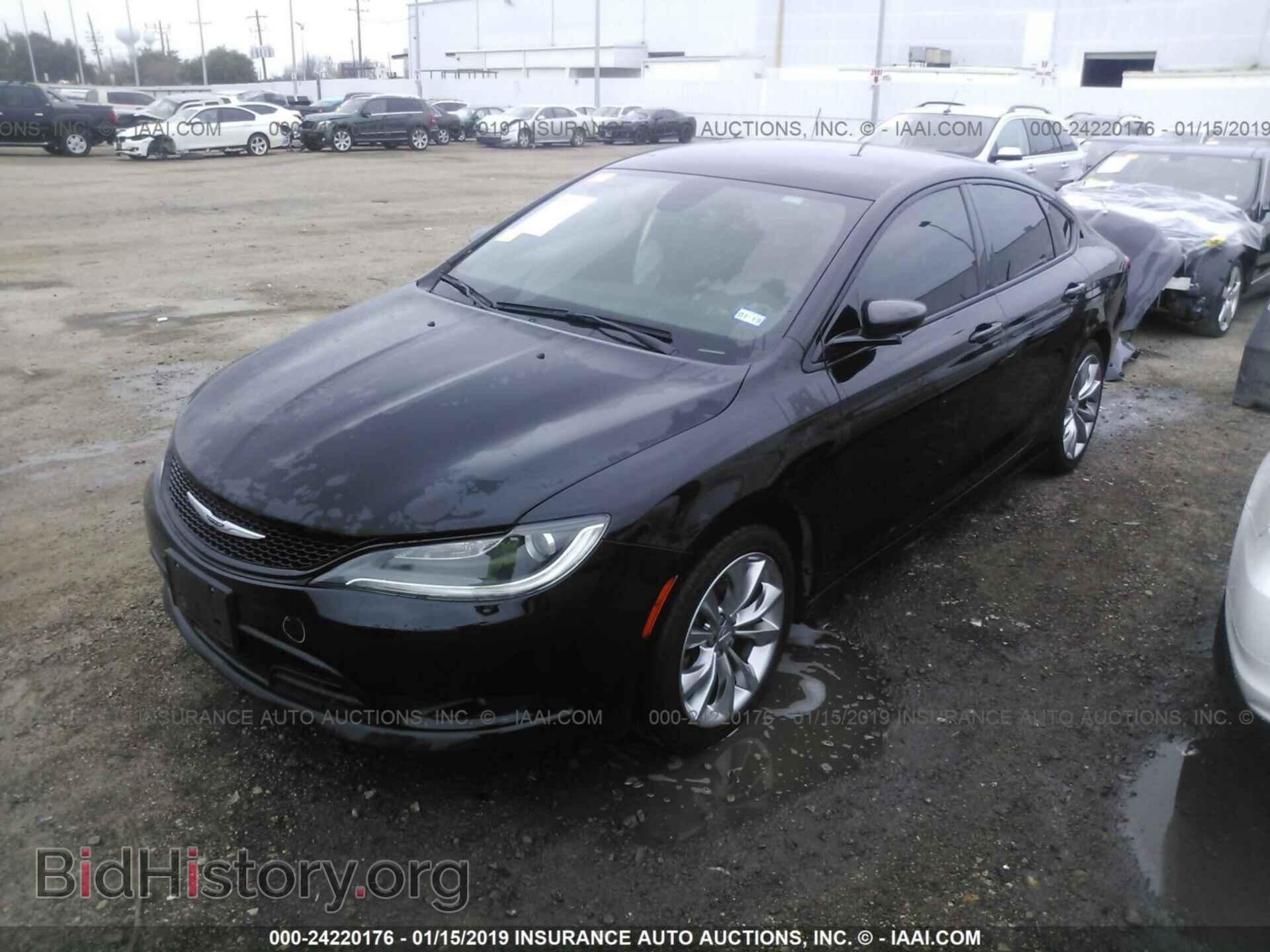 2015 CHRYSLER 200 - VIN: 1C3CCCBG1FN517789 - Фото 2