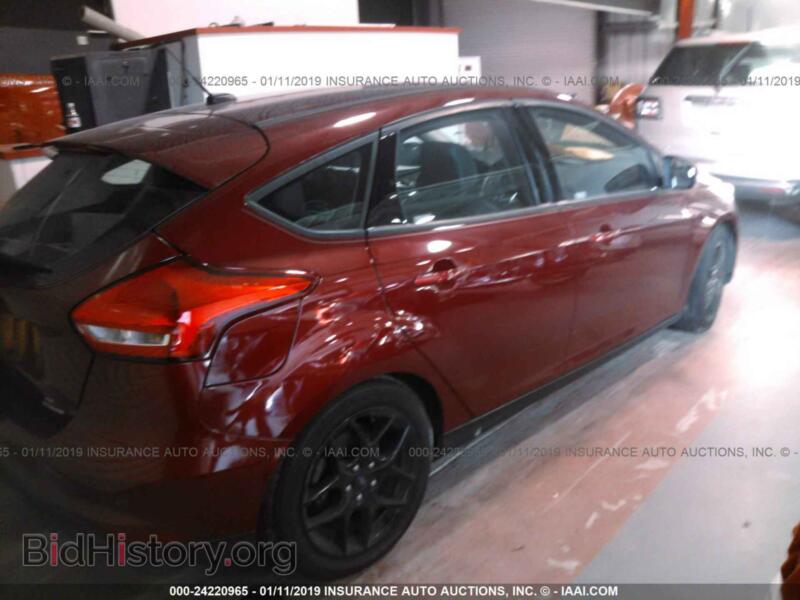 2016 Ford FOCUS (VIN 1FADP3K28GL356448) — фото 4 из 10