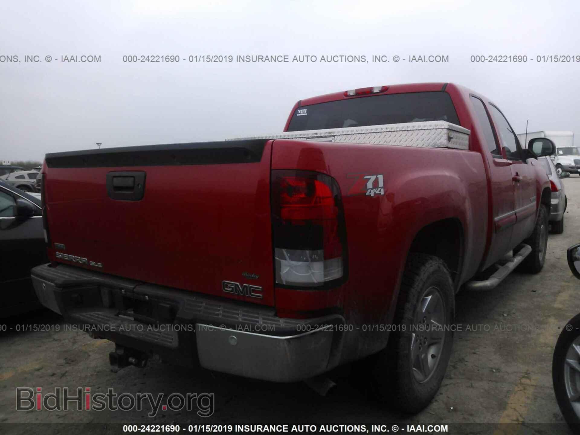2011 GMC SIERRA - VIN: 1GTR2VE30BZ113804 - Фото 4