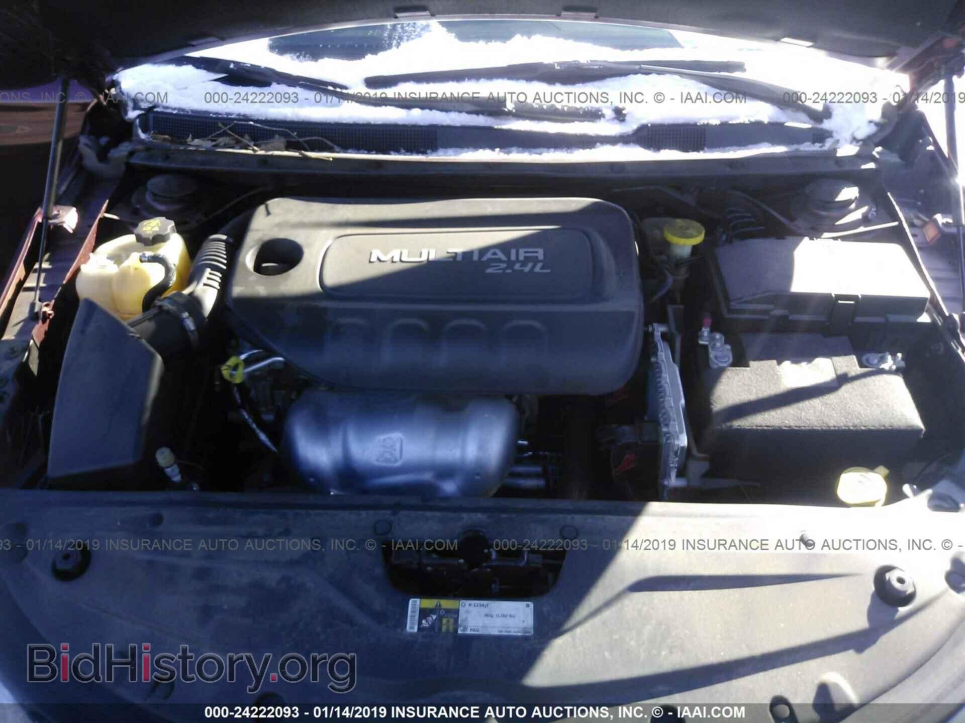 2016 CHRYSLER 200 - VIN: 1C3CCCAB2GN189497 - Фото 10