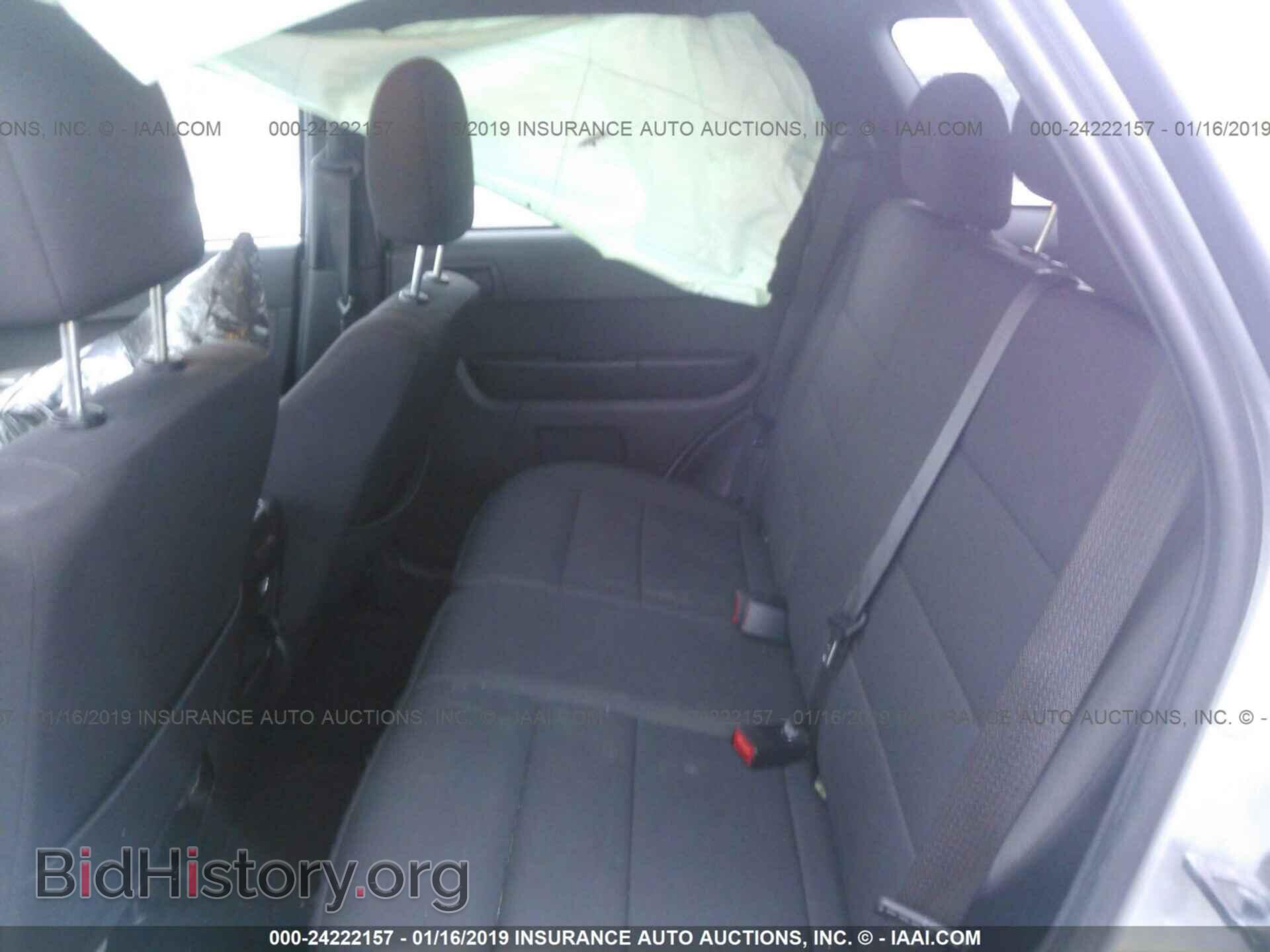 2011 FORD ESCAPE - VIN: 1FMCU0D73BKB21004 - Photo 8