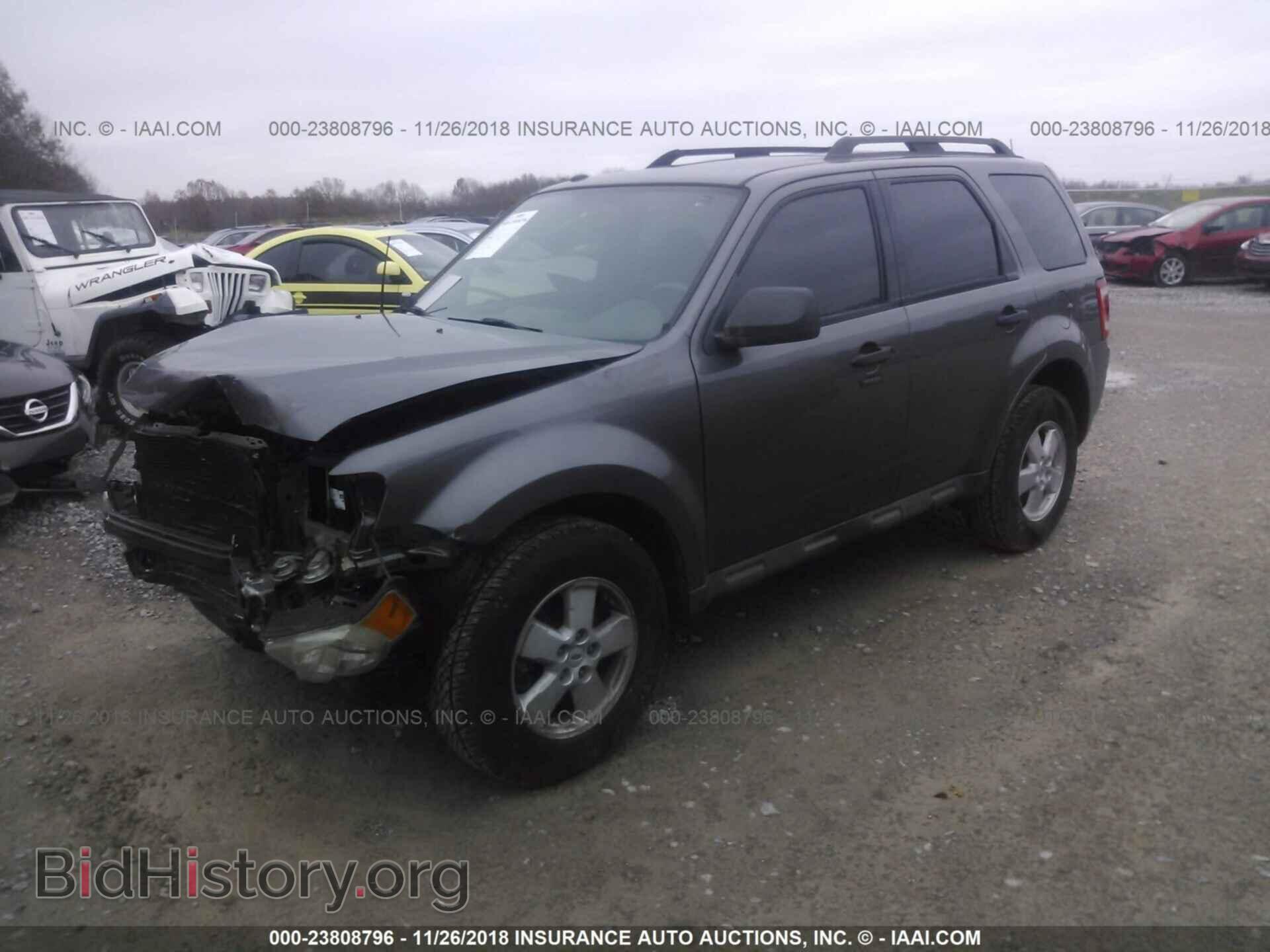 2009 FORD ESCAPE - VIN: 1FMCU03719KC46885 - Фото 2