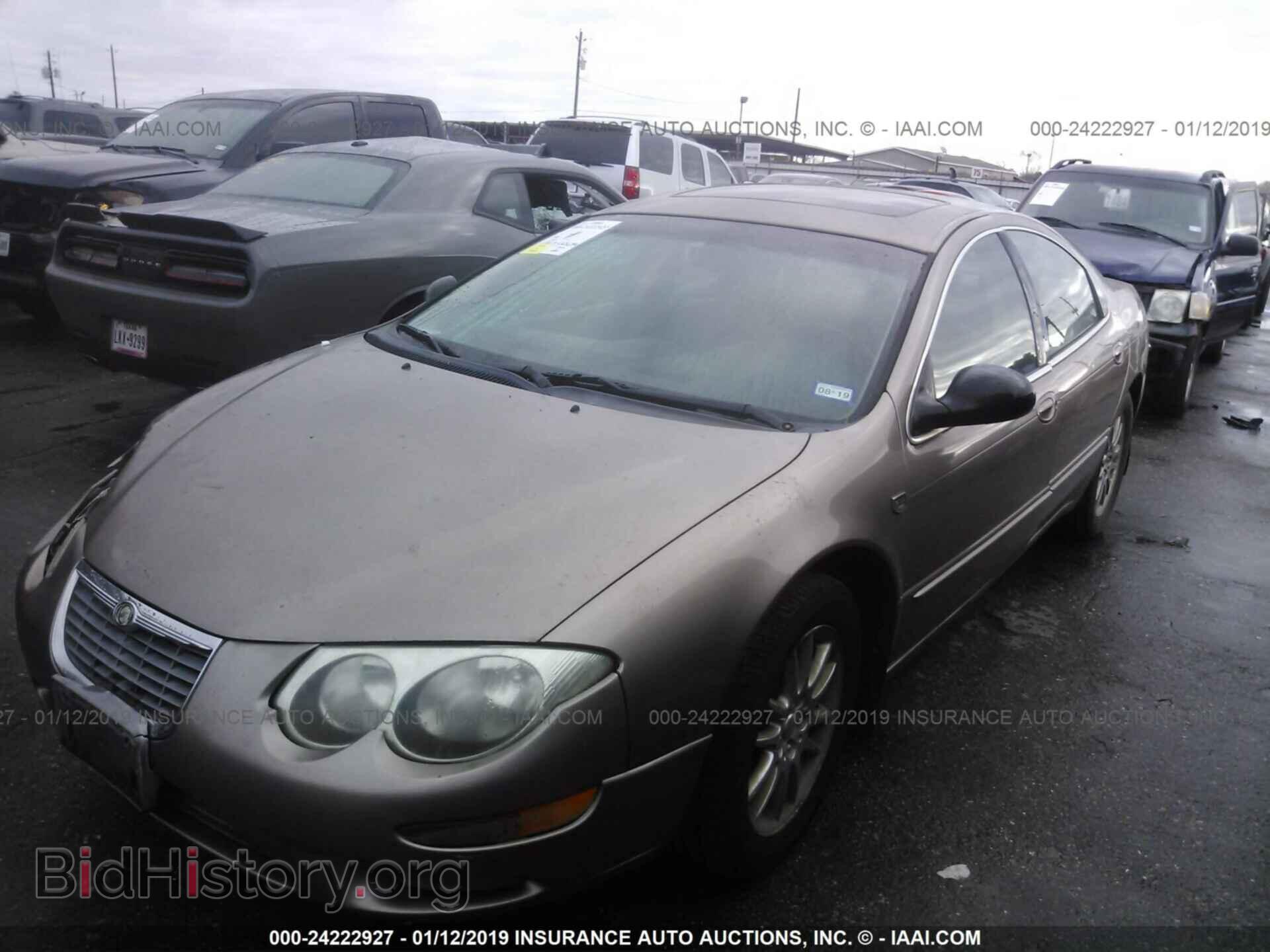 2002 CHRYSLER 300M - VIN: 2C3AE66G62H101804 - Photo 2