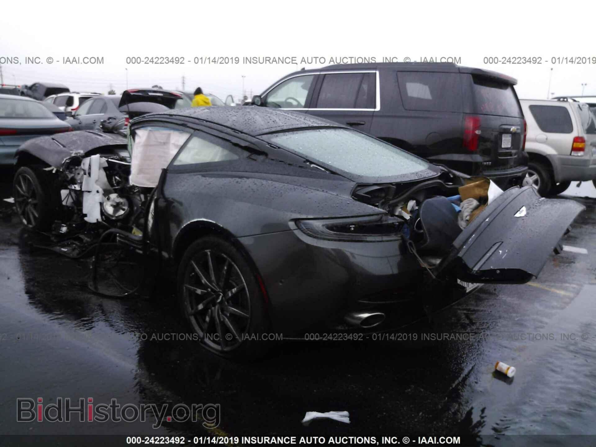2018 ASTON MARTIN DB11 - VIN: SCFRMFAVXJGL03340 - Фото 3