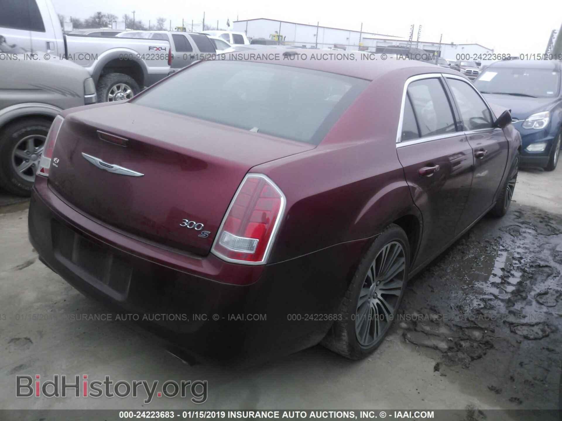 2013 CHRYSLER 300 - VIN: 2C3CCABG6DH732112 - Фото 4