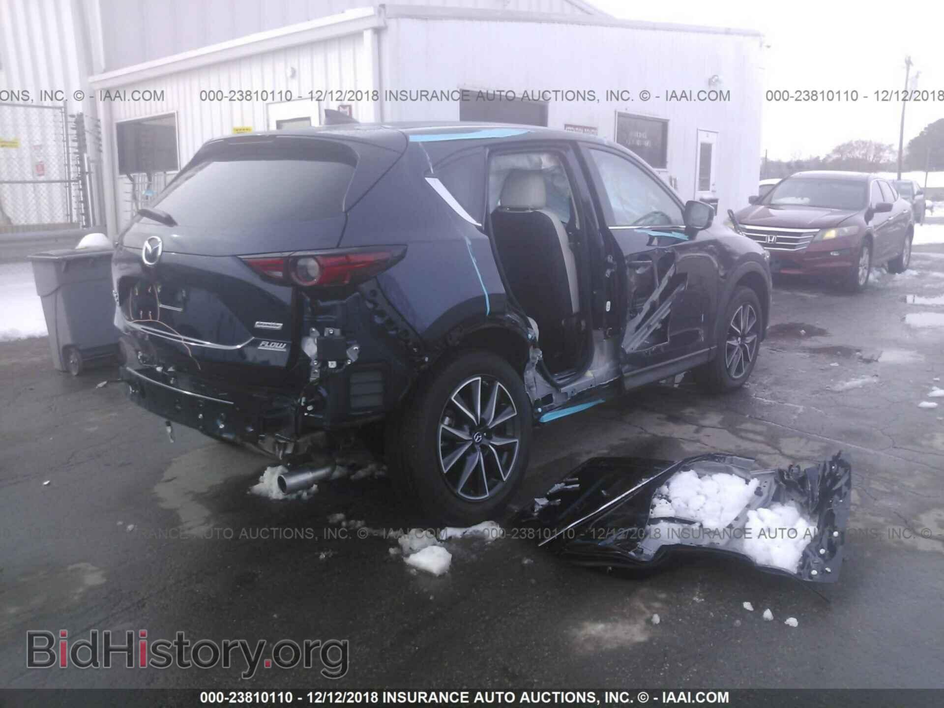 2017 MAZDA CX-5 - VIN: JM3KFBDL4H0126100 - Photo 4