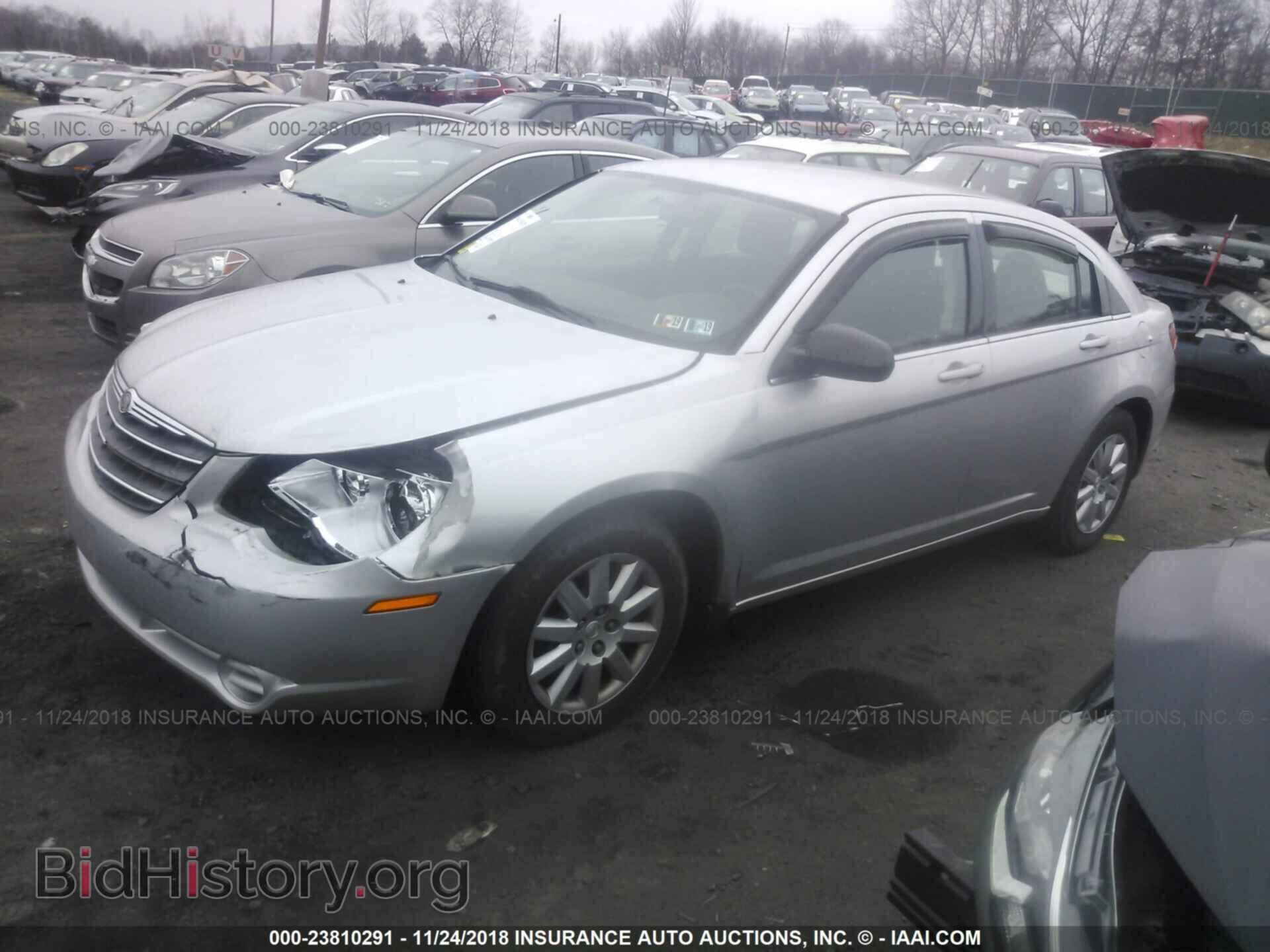 2010 CHRYSLER SEBRING - VIN: 1C3CC4FBXAN117050 - Фото 2