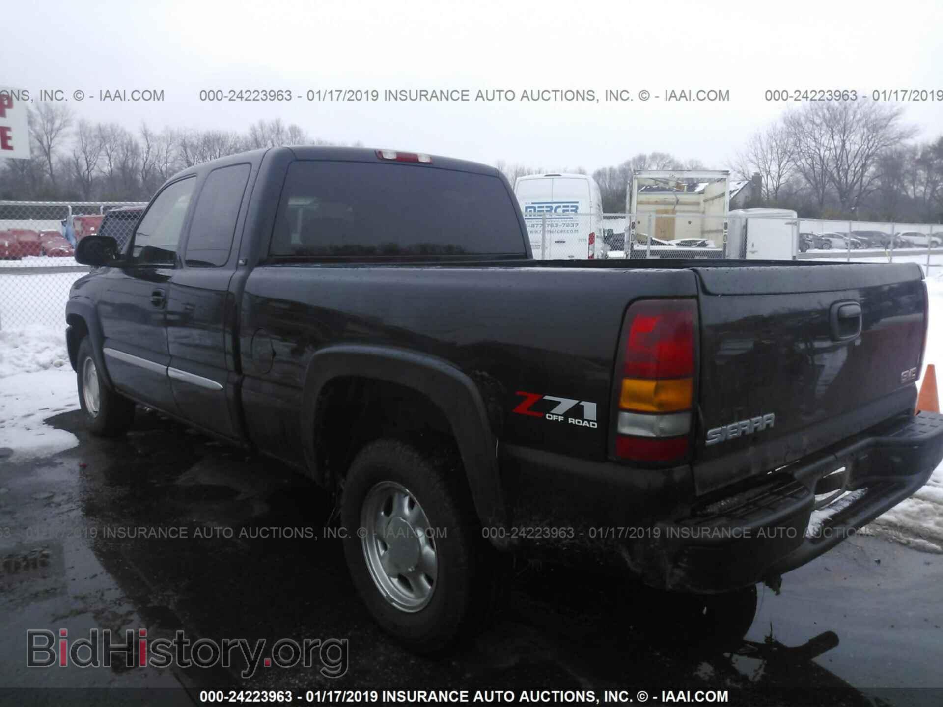 2003 GMC NEW SIERRA - VIN: 2GTEK19T131297419 - Фото 3