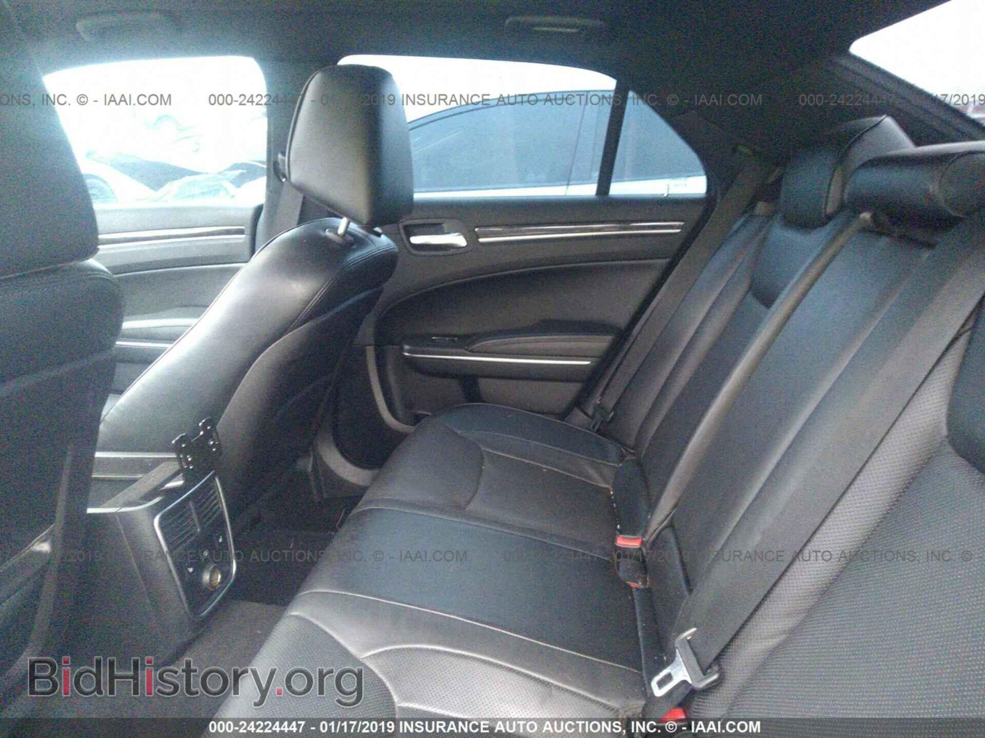 2012 CHRYSLER 300 - VIN: 2C3CCAHG3CH193325 - Фото 8