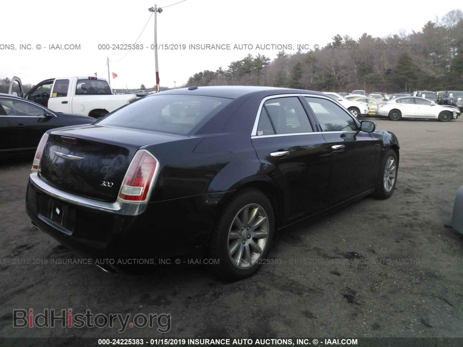2012 CHRYSLER 300 - VIN: 2C3CCACG0CH216227 - Фото 4