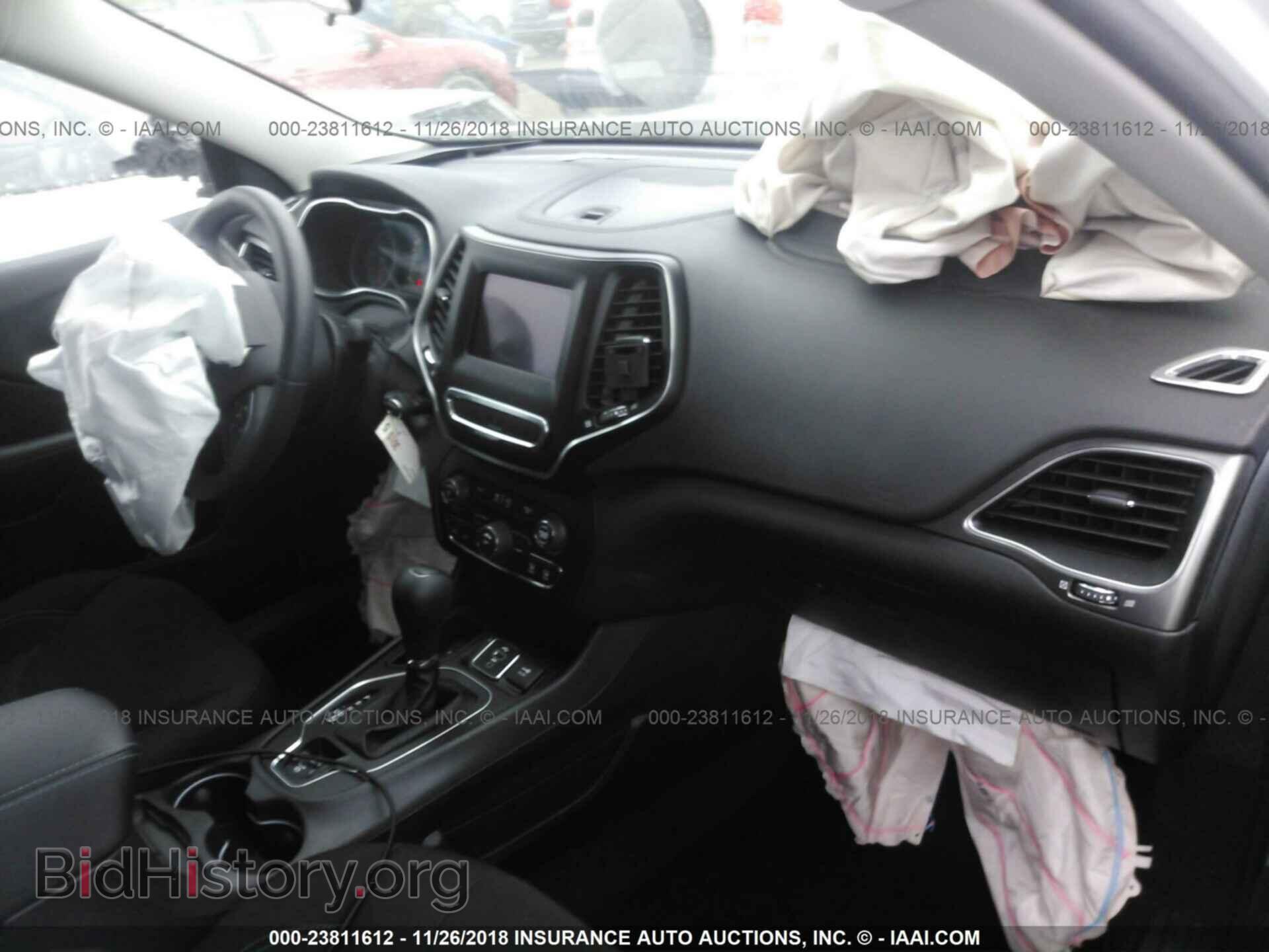 2019 JEEP CHEROKEE - VIN: 1C4PJLCX7KD123473 - Фото 5
