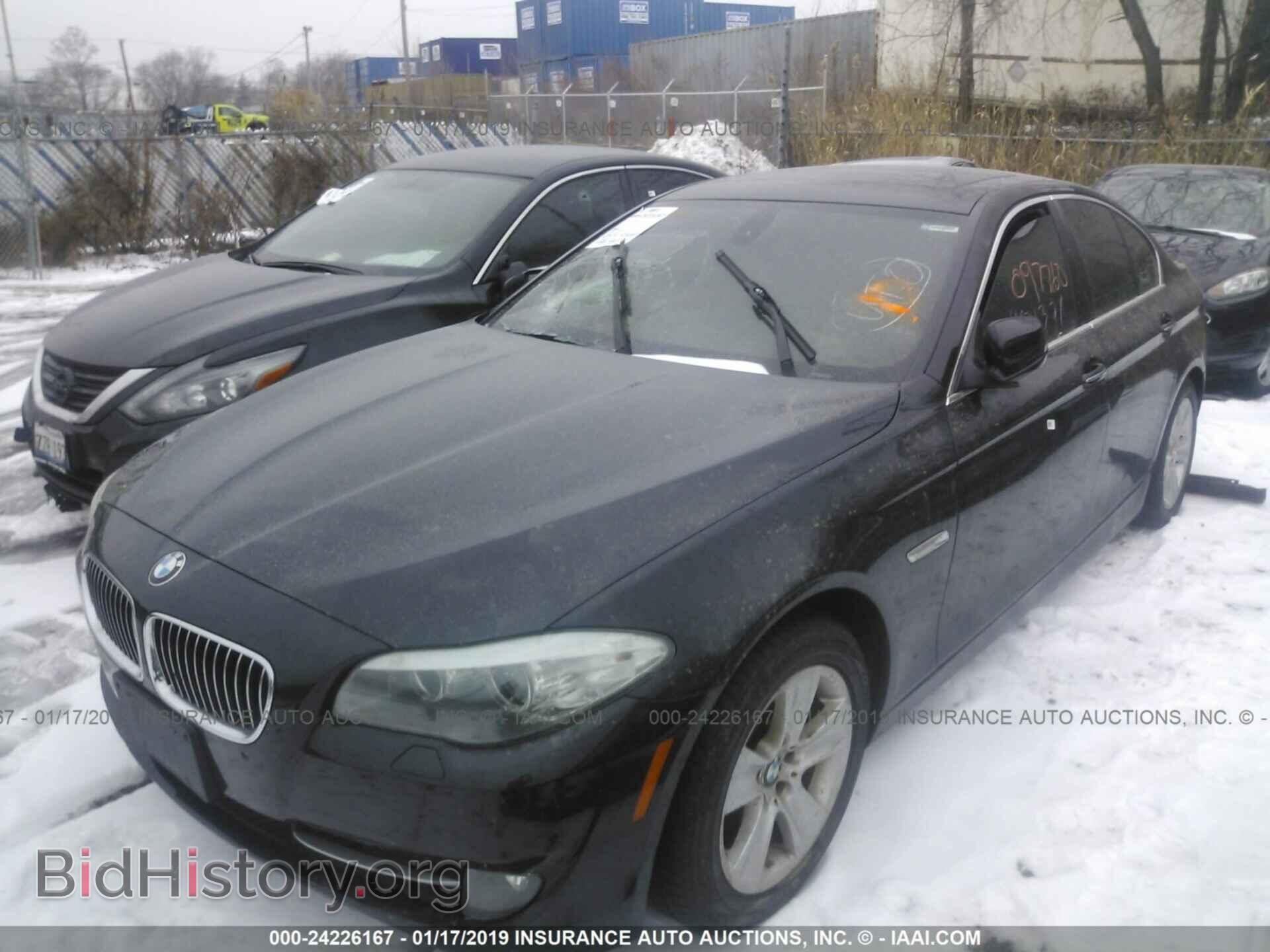 2011 BMW 528 - VIN: WBAFR1C54BC739383 - Фото 2