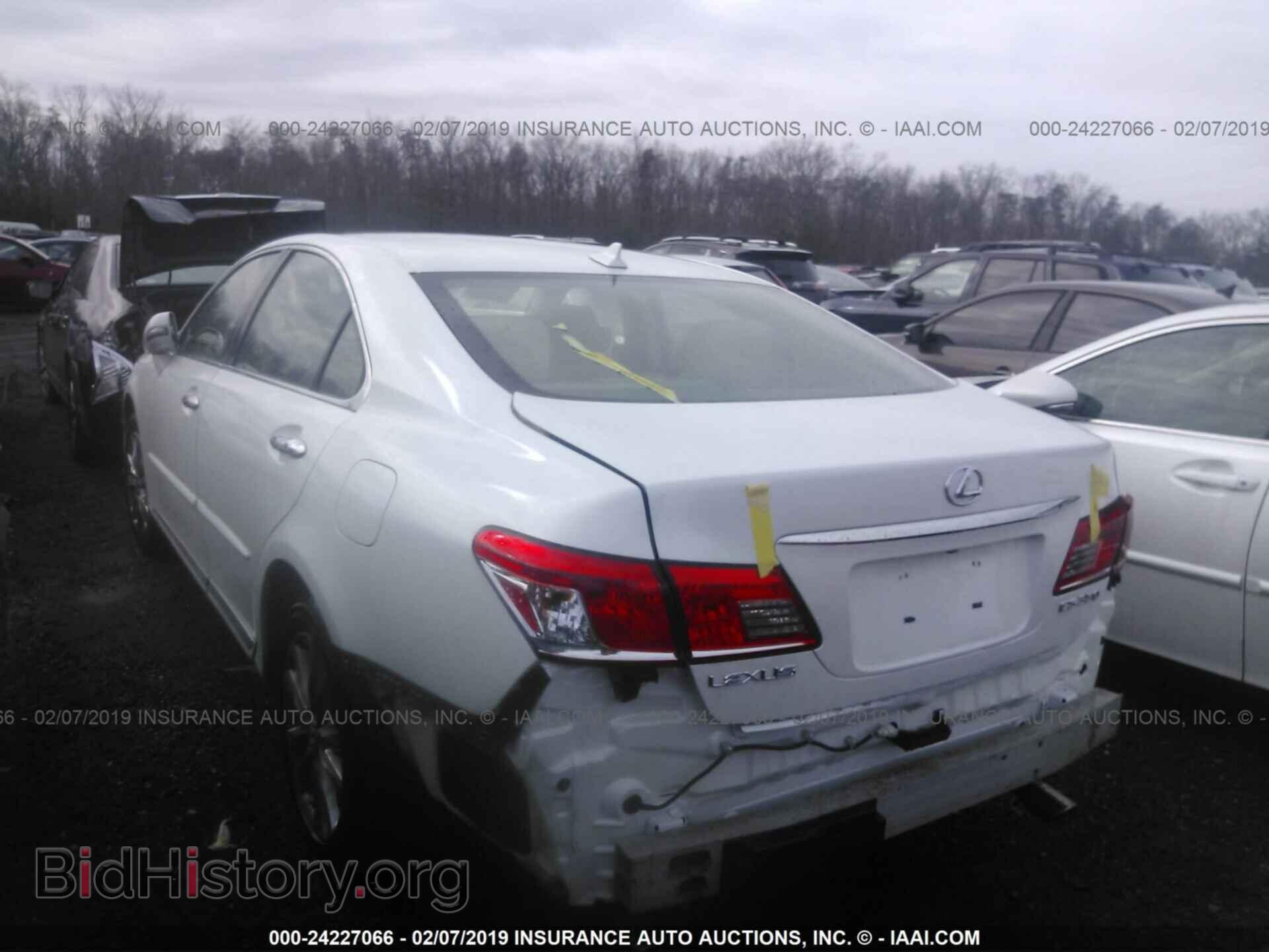 2010 LEXUS ES - VIN: JTHBK1EG6A2355600 - Photo 3