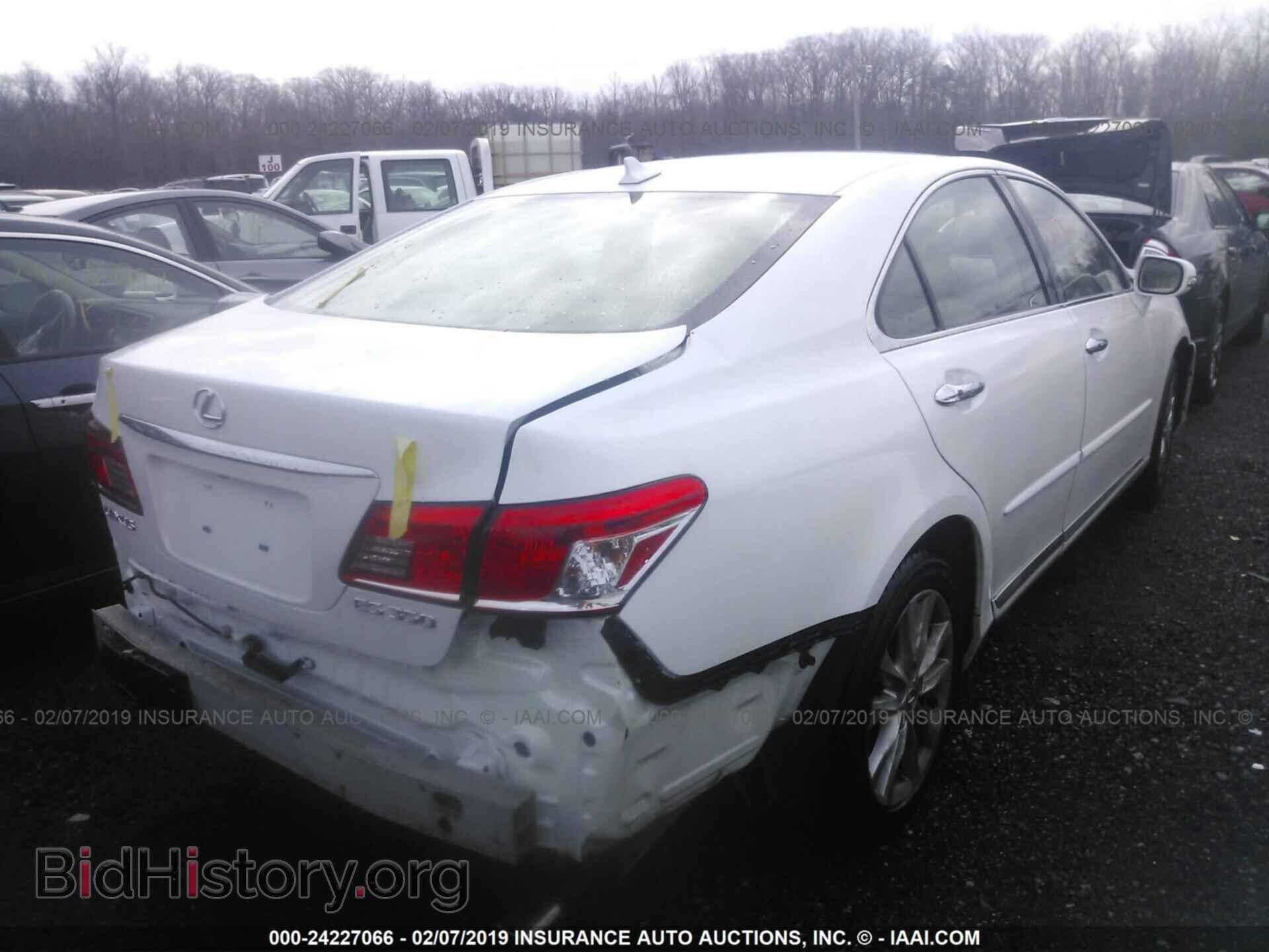 2010 LEXUS ES - VIN: JTHBK1EG6A2355600 - Photo 4