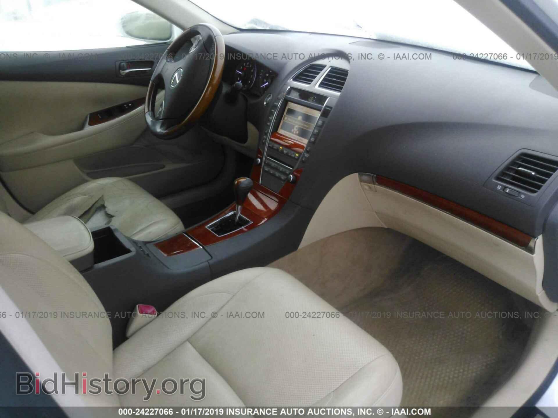 2010 LEXUS ES - VIN: JTHBK1EG6A2355600 - Photo 5