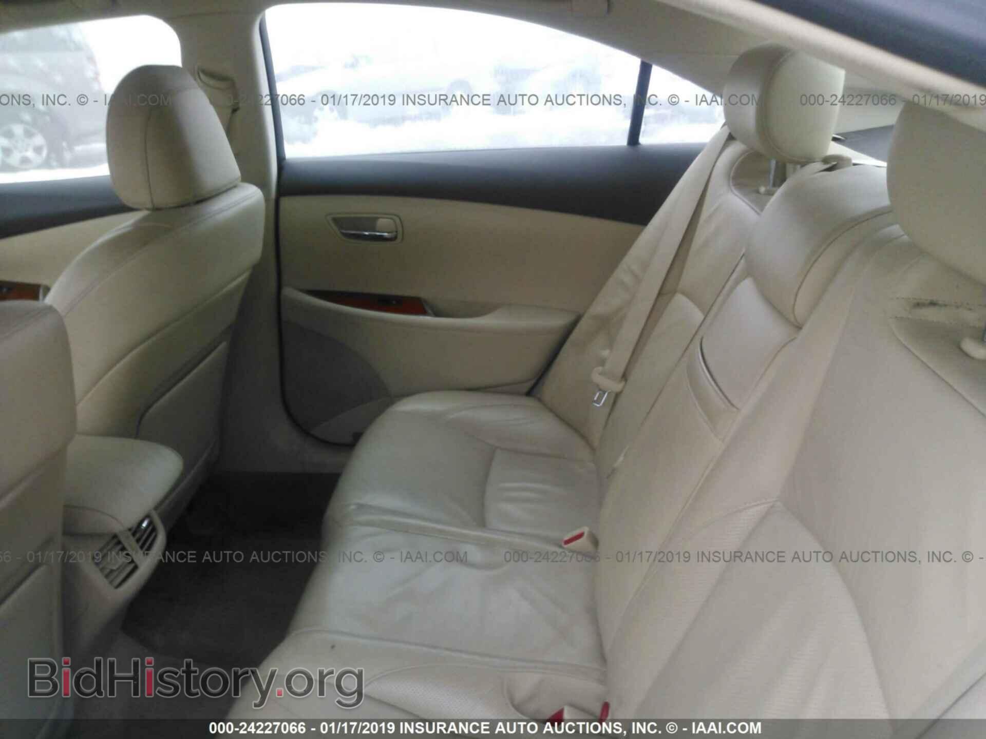 2010 LEXUS ES - VIN: JTHBK1EG6A2355600 - Photo 8