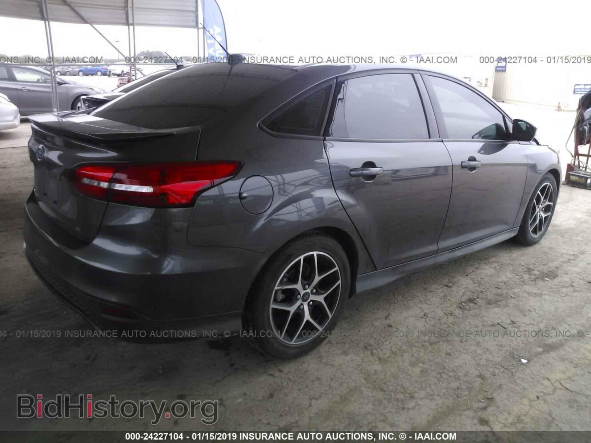 2015 FORD FOCUS - VIN: 1FADP3F28FL281632 - Photo 4