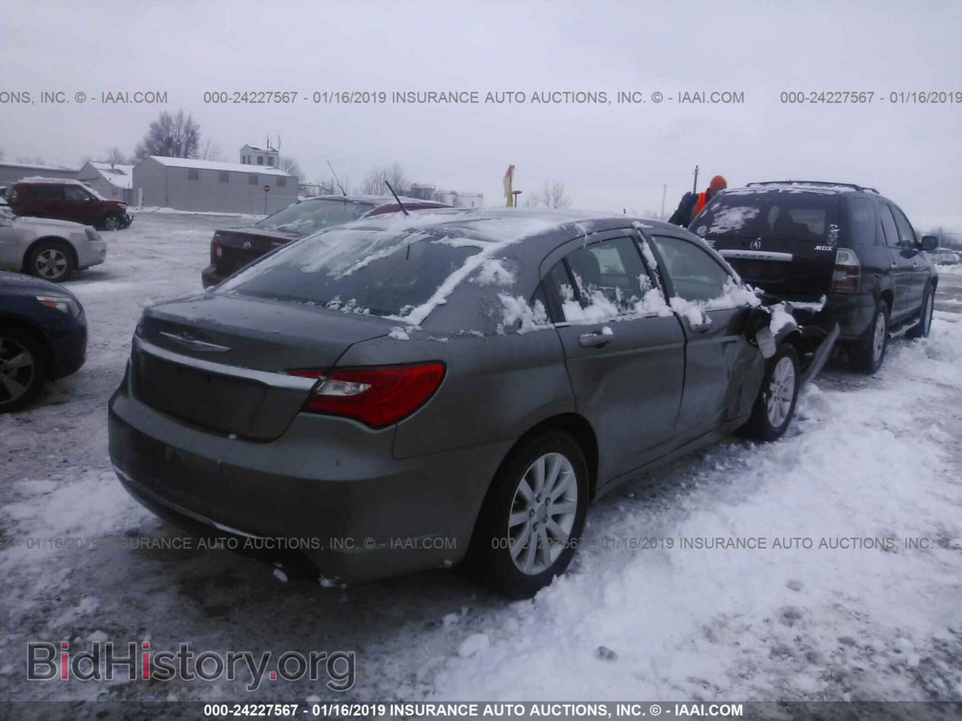 2012 CHRYSLER 200 - VIN: 1C3CCBBB5CN267371 - Фото 4
