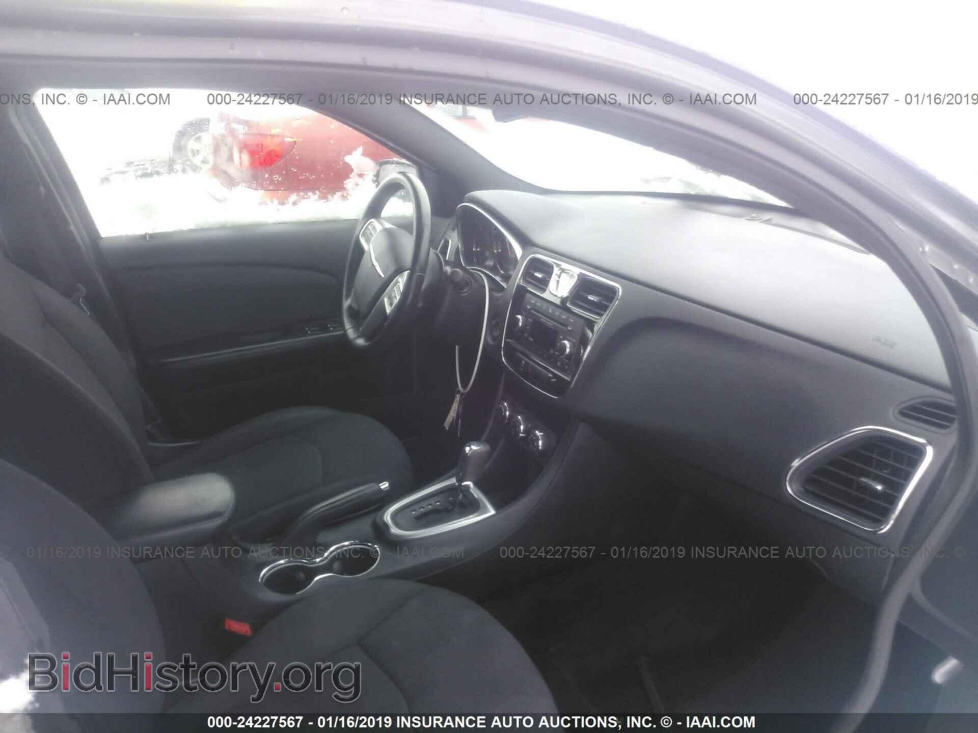2012 CHRYSLER 200 - VIN: 1C3CCBBB5CN267371 - Фото 5