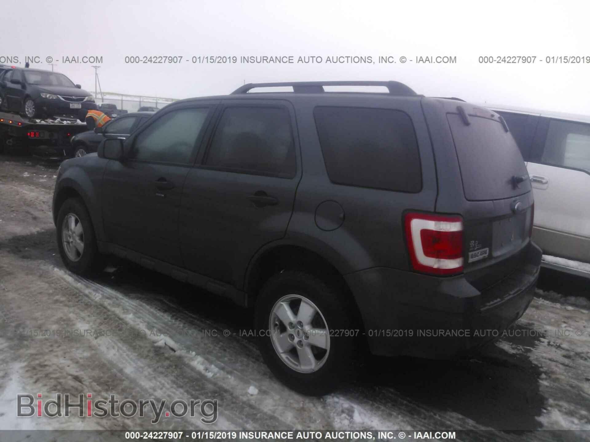 2009 FORD ESCAPE - VIN: 1FMCU03G99KB04204 - Фото 3