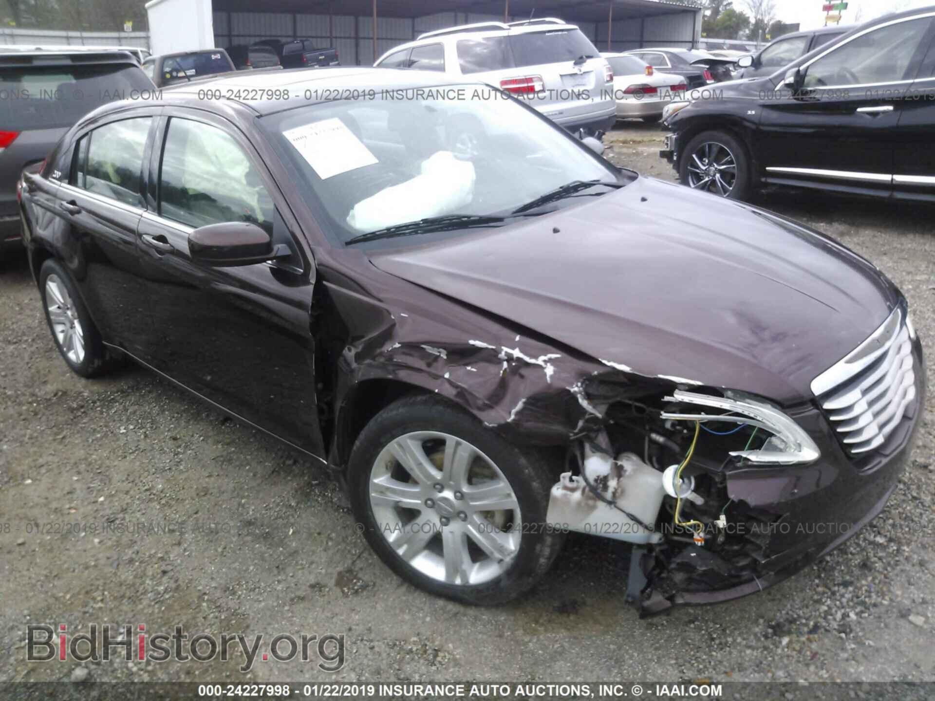 Photo 1C3CCBBB9DN676541 - CHRYSLER 200 2013