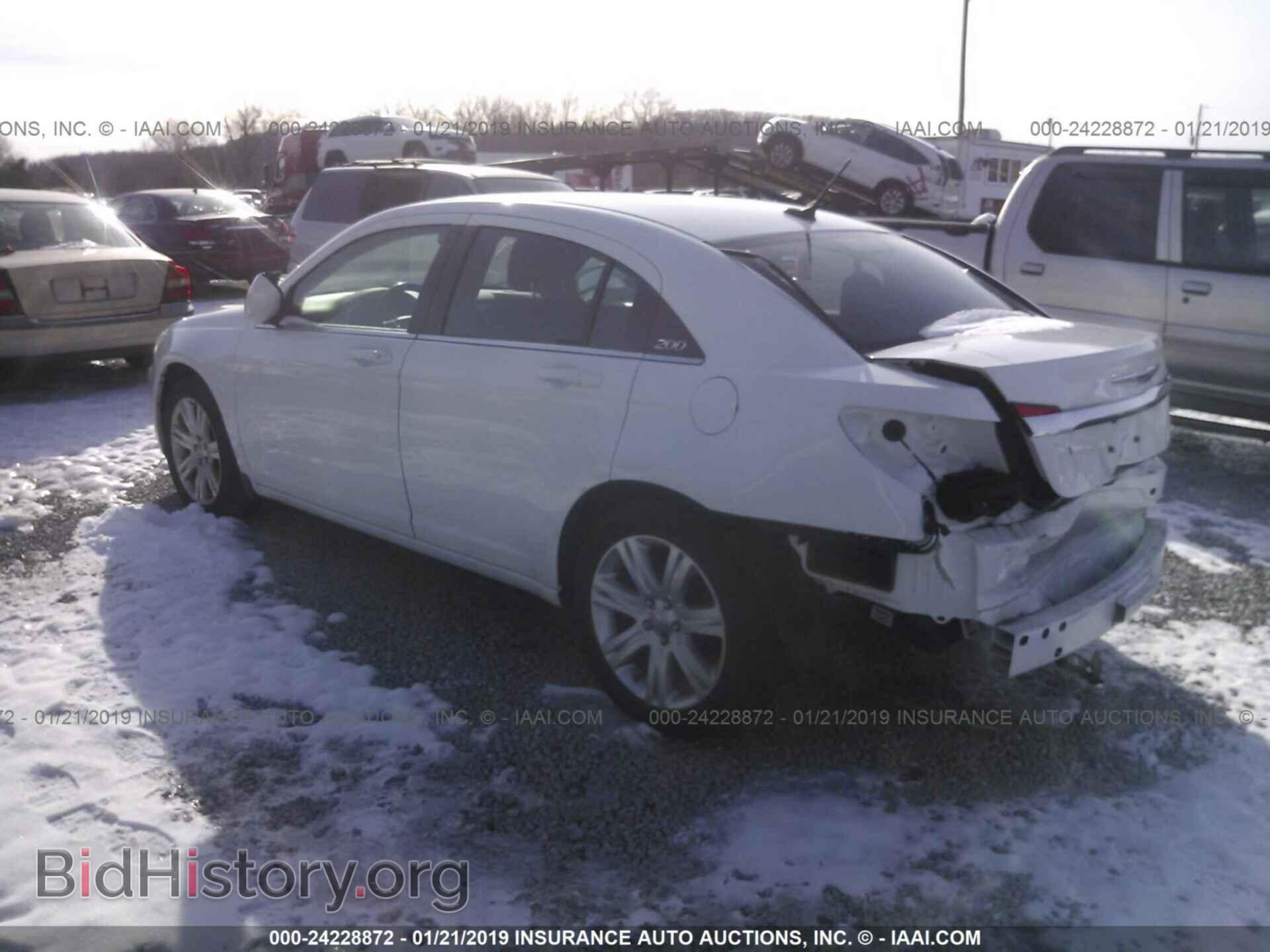 2012 CHRYSLER 200 - VIN: 1C3CCBBB0CN130919 - Фото 3